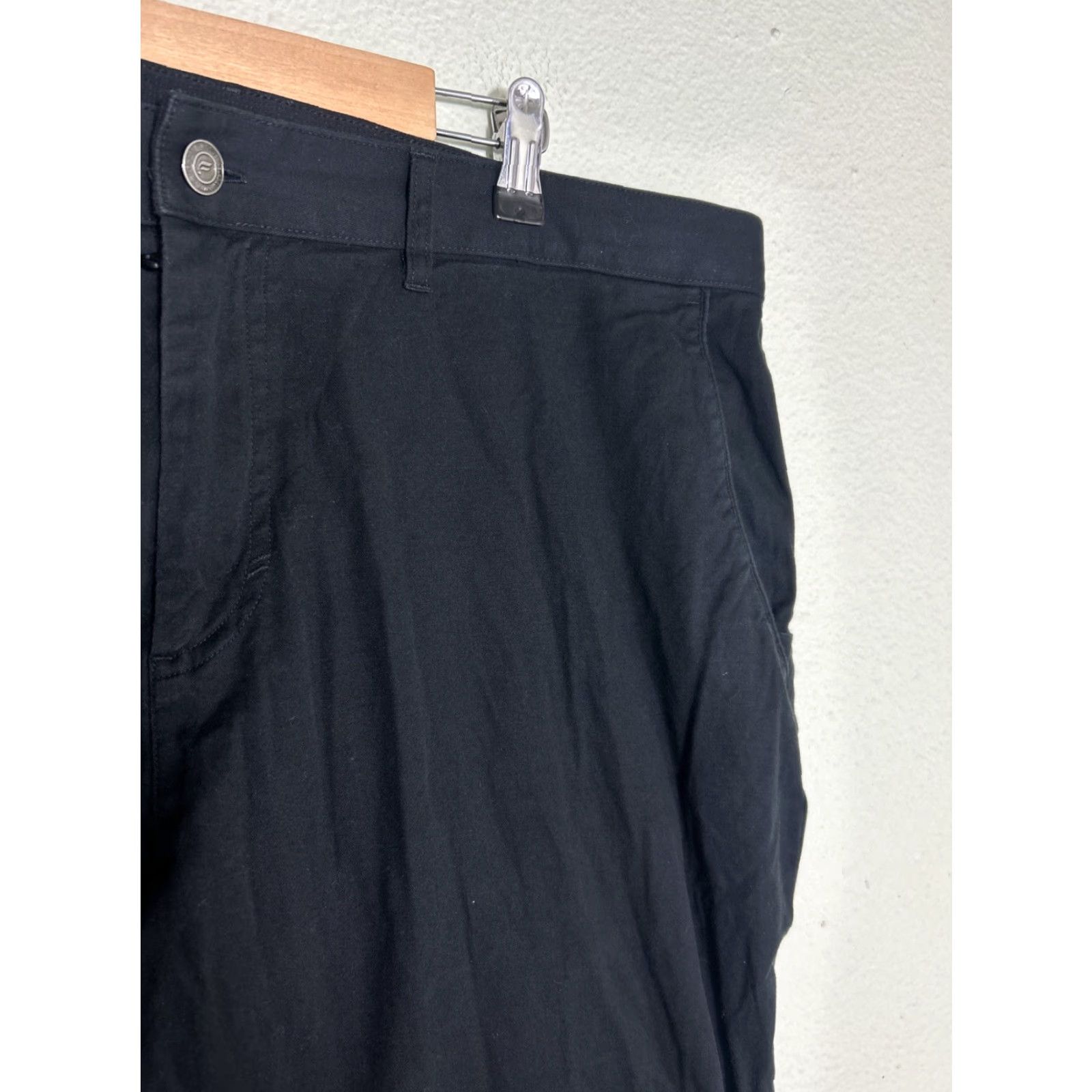 Fabletics Fabletics Black Cotton Chino Pants 40x27 Golf Men Regular 40 Inseam 27 Pants Black Cotton Chino Golf Mens Size US 40 / EU 56 - 5 Thumbnail