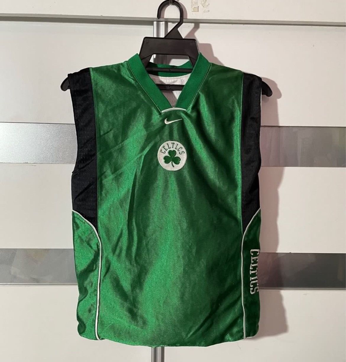 Nike × Vintage Vintage Nike Celtics REVERSIBLE Tank top jersey NBA BASKET Size US XXS / EU 40 - 5 Thumbnail