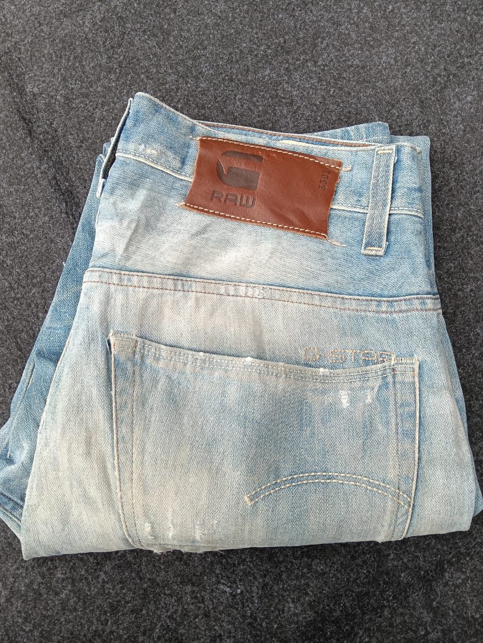 G-Star G-Star RAW 3301 Light Blue Distressed Jeans Paint Splatter. Size US 31 - 14 Thumbnail