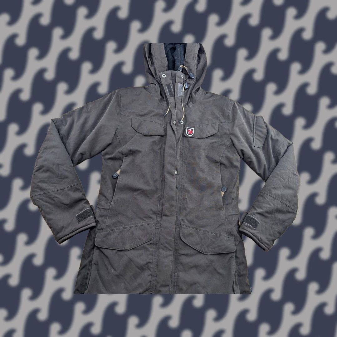 Vintage Fjällräven Nuuk Balalt Gray Winter Parka Jacket Womens XS Hooded Size XS / US 0-2 / IT 36-38 - 1 Thumbnail