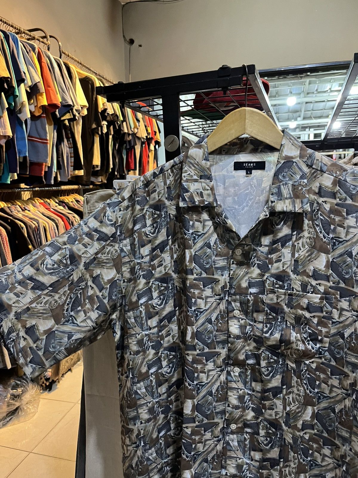Japanese Brand Vintage beams abstract pattern button ups shirt Size US L / EU 52-54 / 3 - 5 Thumbnail