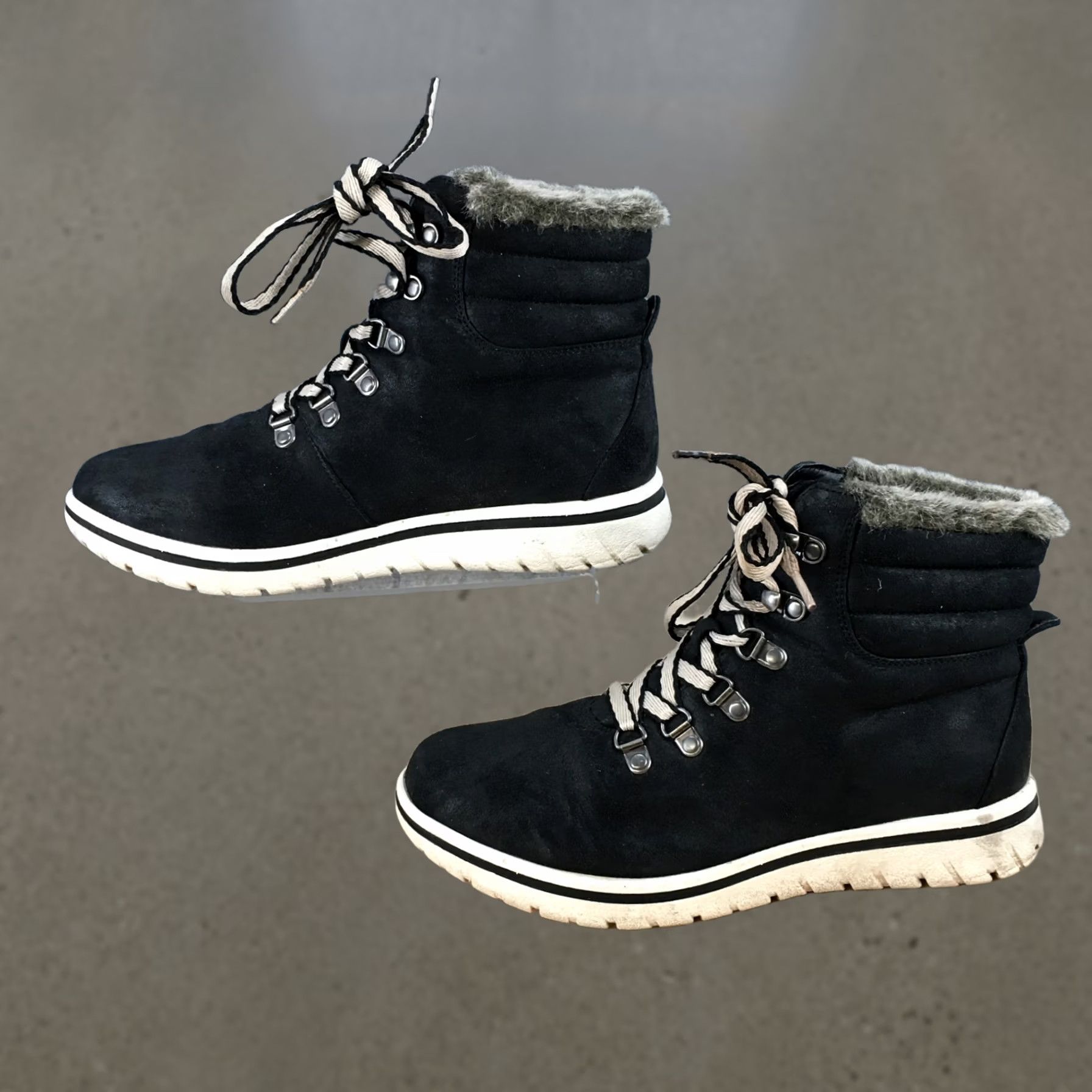 Vintage Cliffs By White Mountain Hallett Bootie Womens 9 M Lace Up Winter Black Bootie Shoes Size US 9 / IT 39 - 1 Thumbnail