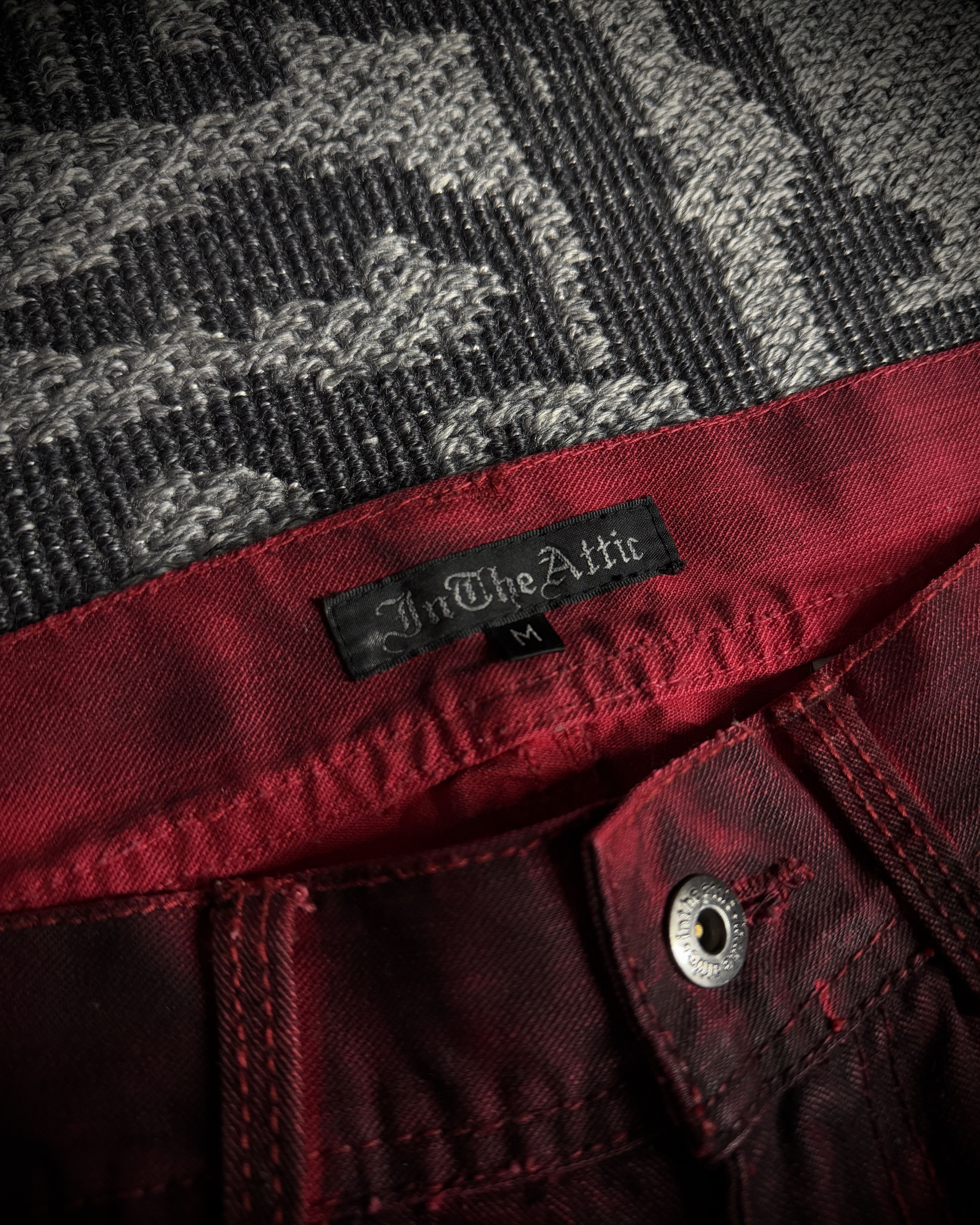 In The Attic In The Attic Faded Red Distressed Bootcut Denim Size US 31 - 10 Thumbnail