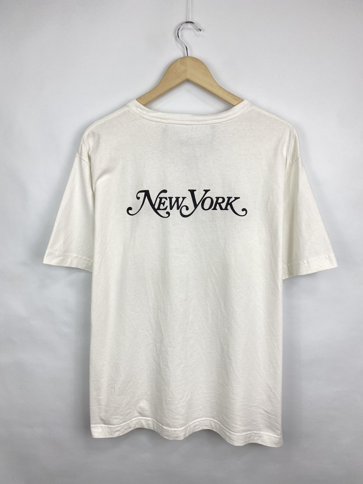 Marc Jacobs Marc Jacobs New York Luxury T-Shirt Rare Retro Hype Y2K Size US XL / EU 56 / 4 - 8 Thumbnail