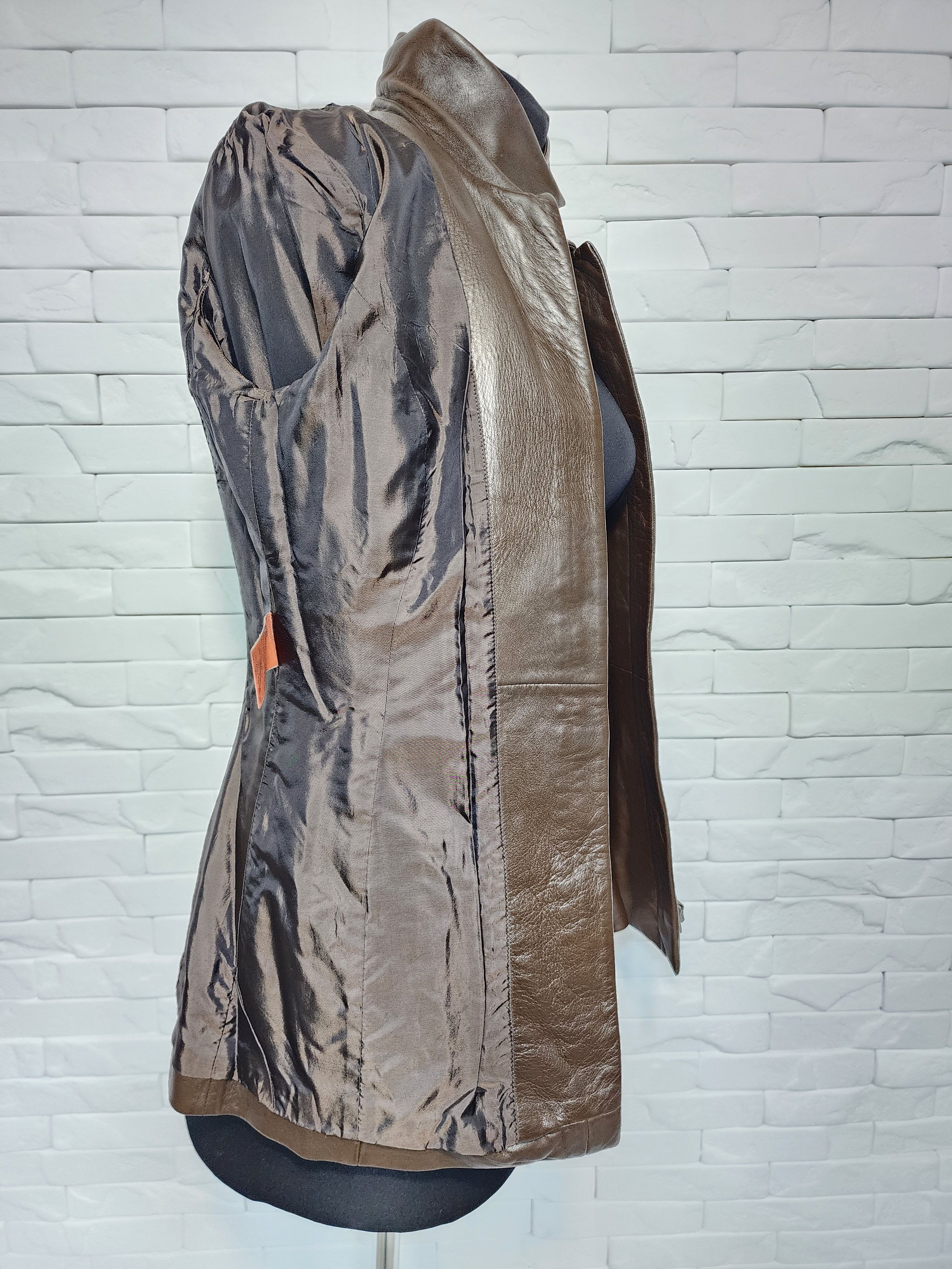 Hugo Boss Vintage Brown Leather Jacket: Women's Zip-Up Sportswear Size M / US 6-8 / IT 42-44 - 11 Thumbnail