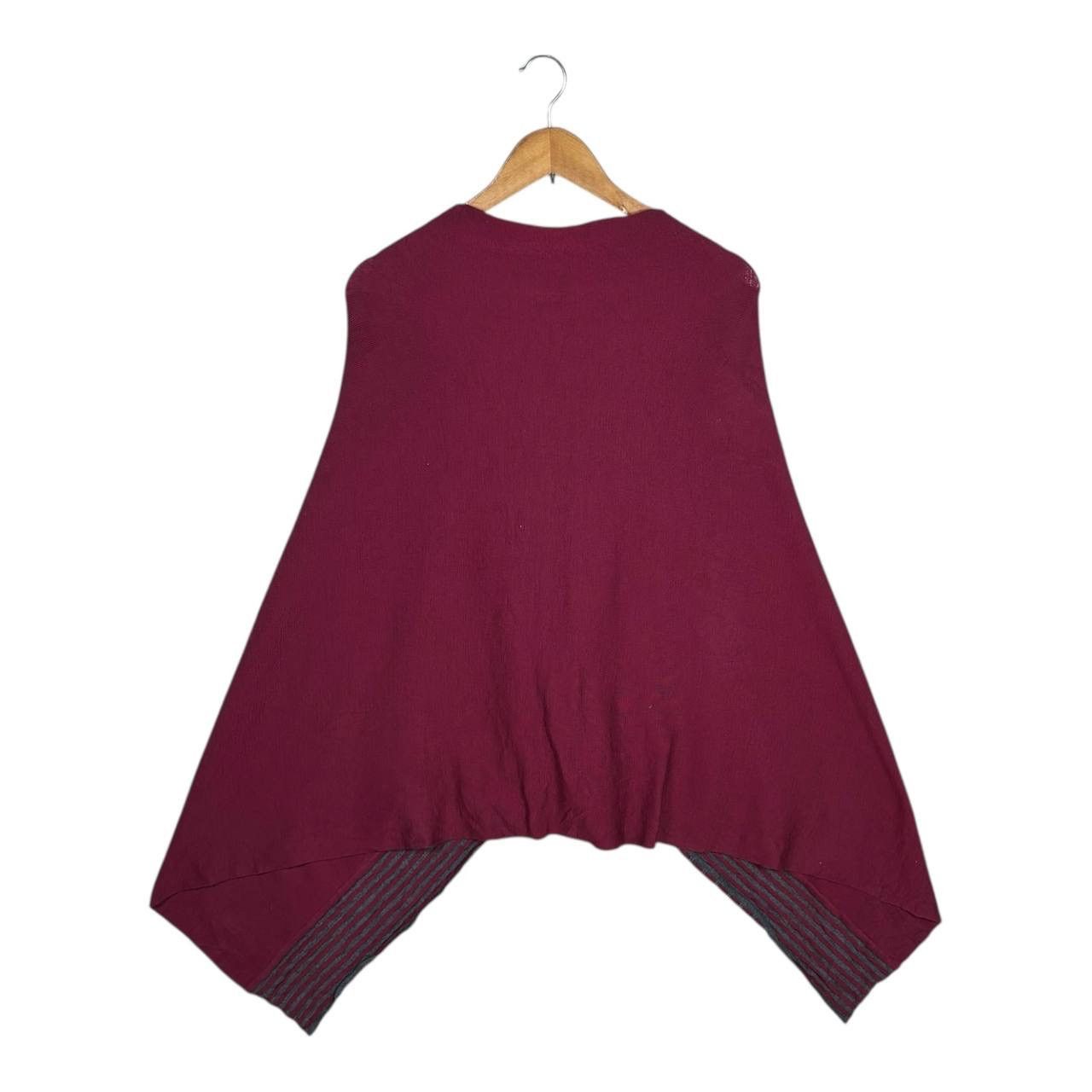 Japanese Brand Vintage Cinq Cent Japanese Wool Knit Poncho Cape - OS Size US M / EU 48-50 / 2 - 2 Thumbnail