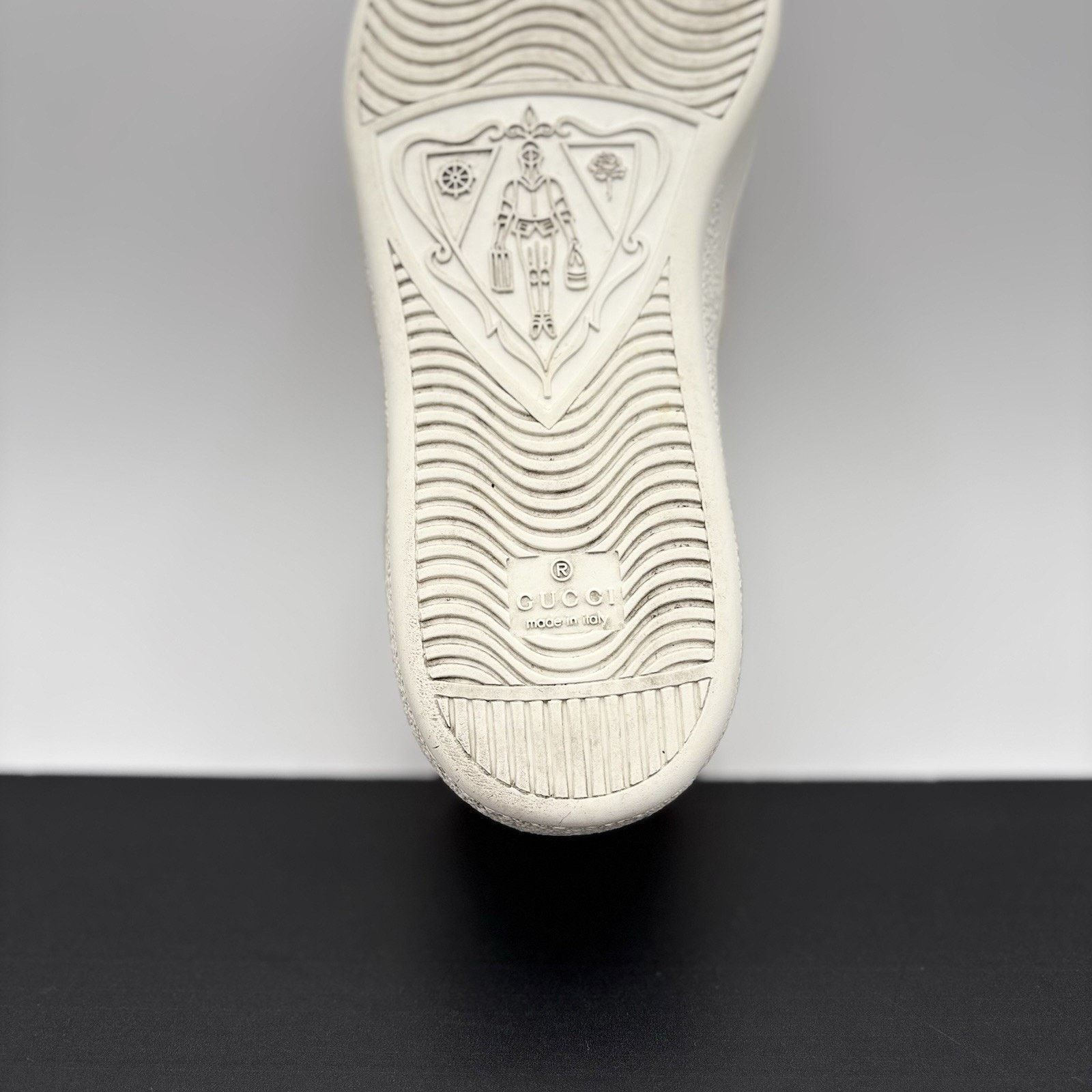 Gucci Gucci Ace Gucci Stripe ‘ White, Red ‘ | GREAT CONDITION! Size US 8 / EU 41 - 9 Thumbnail