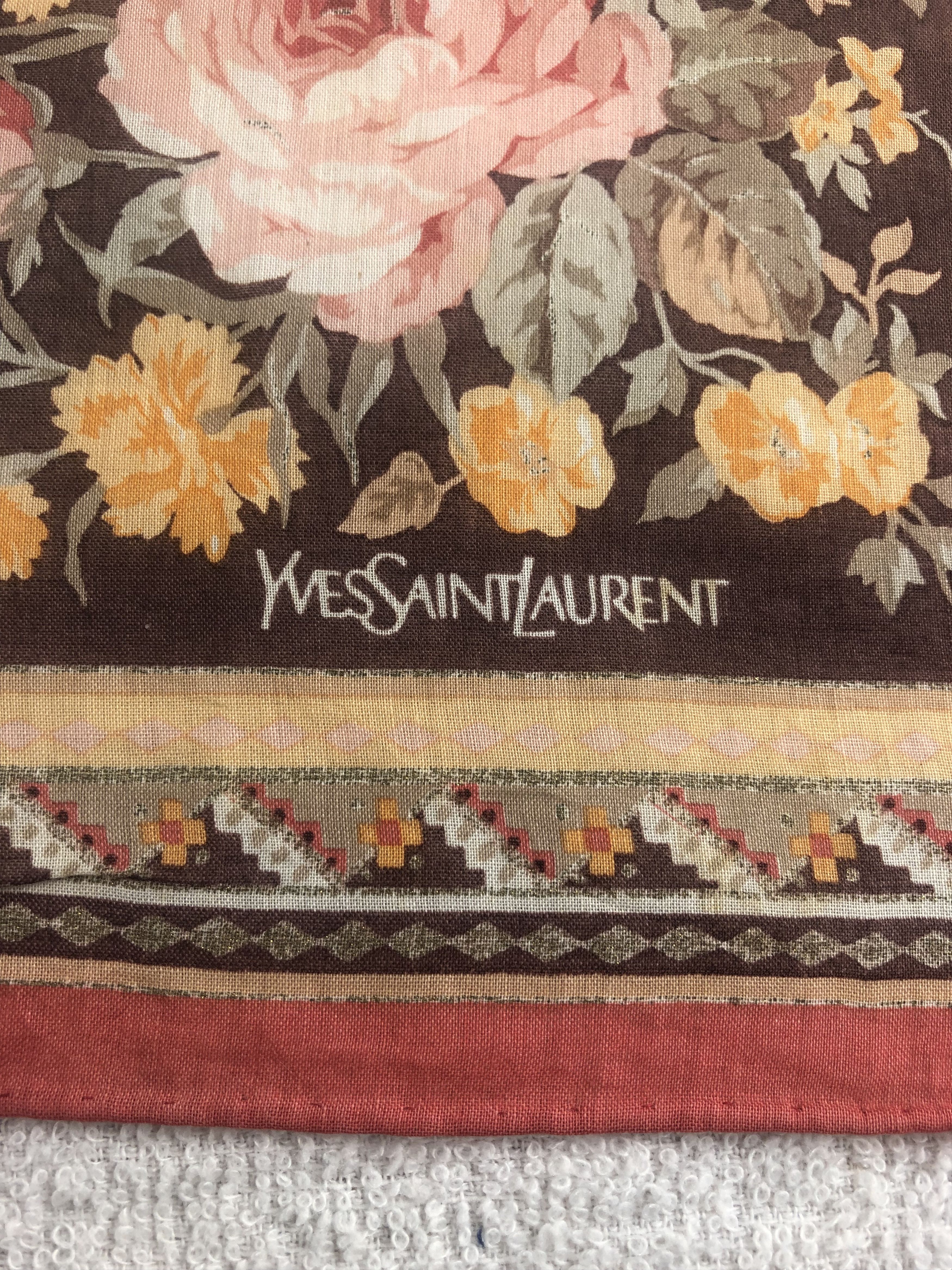 Yves Saint Laurent Yves Saint Laurent Handkerchief / Bandana / Neckerchief C260 Size ONE SIZE - 5 Thumbnail