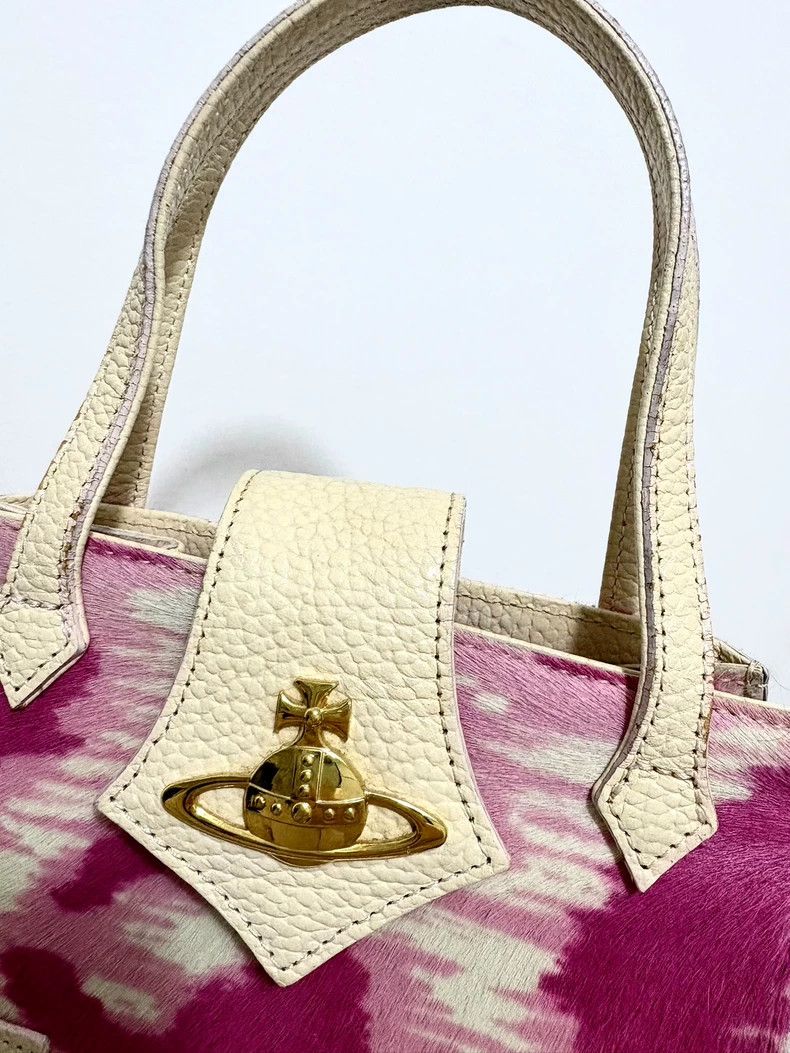 Vivienne Westwood Vivienne Westwood size os Pink leopard print horsehair hand Size ONE SIZE - 6 Thumbnail