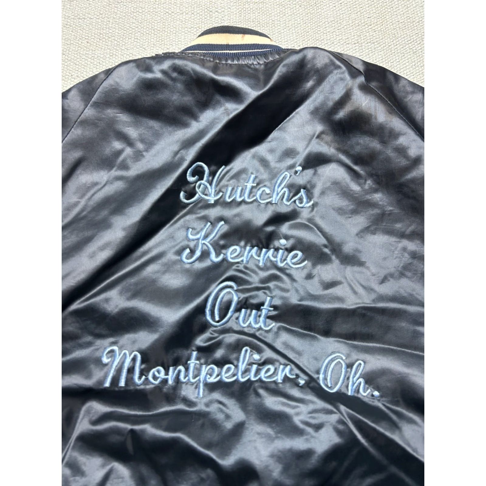 Vintage VINTAGE 80s satin bomber jacket Hutch’s Kerrie Montpelier Ohio restaurant L Jacket Size US L / EU 52-54 / 3 - 2 Thumbnail