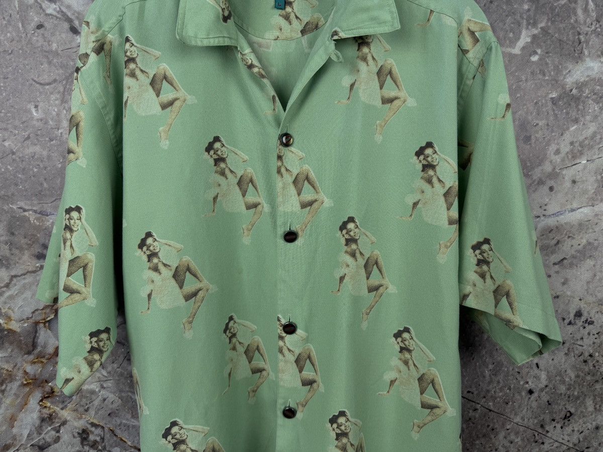 Other Men’s Butt Naked Shirt With Short Sleeves Size Large Size US L / EU 52-54 / 3 - 3 Thumbnail