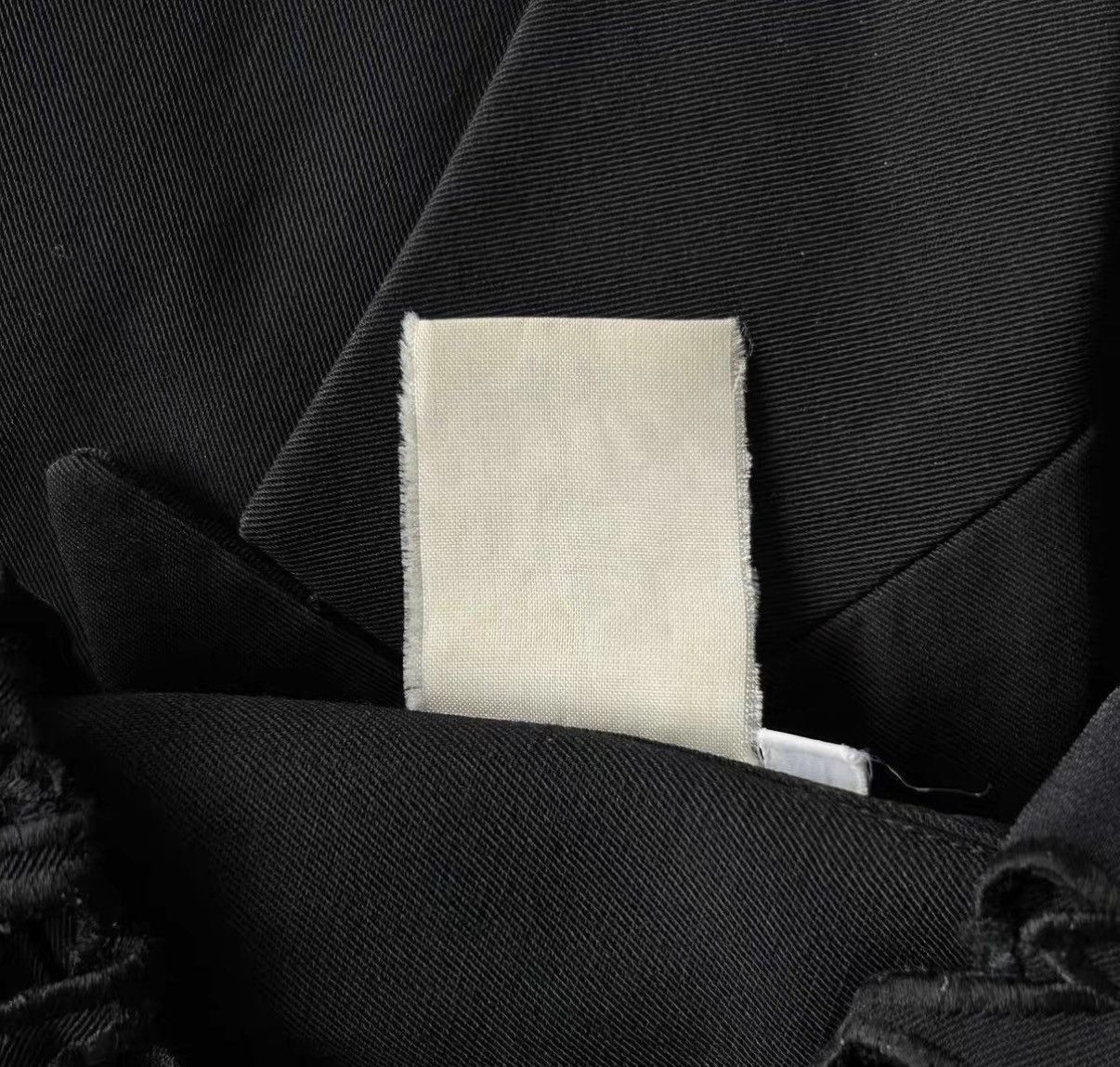 Yohji Yamamoto Yohji Yamamoto 96ss Flower & Boy Cutout Shirt Size US M / EU 48-50 / 2 - 7 Thumbnail
