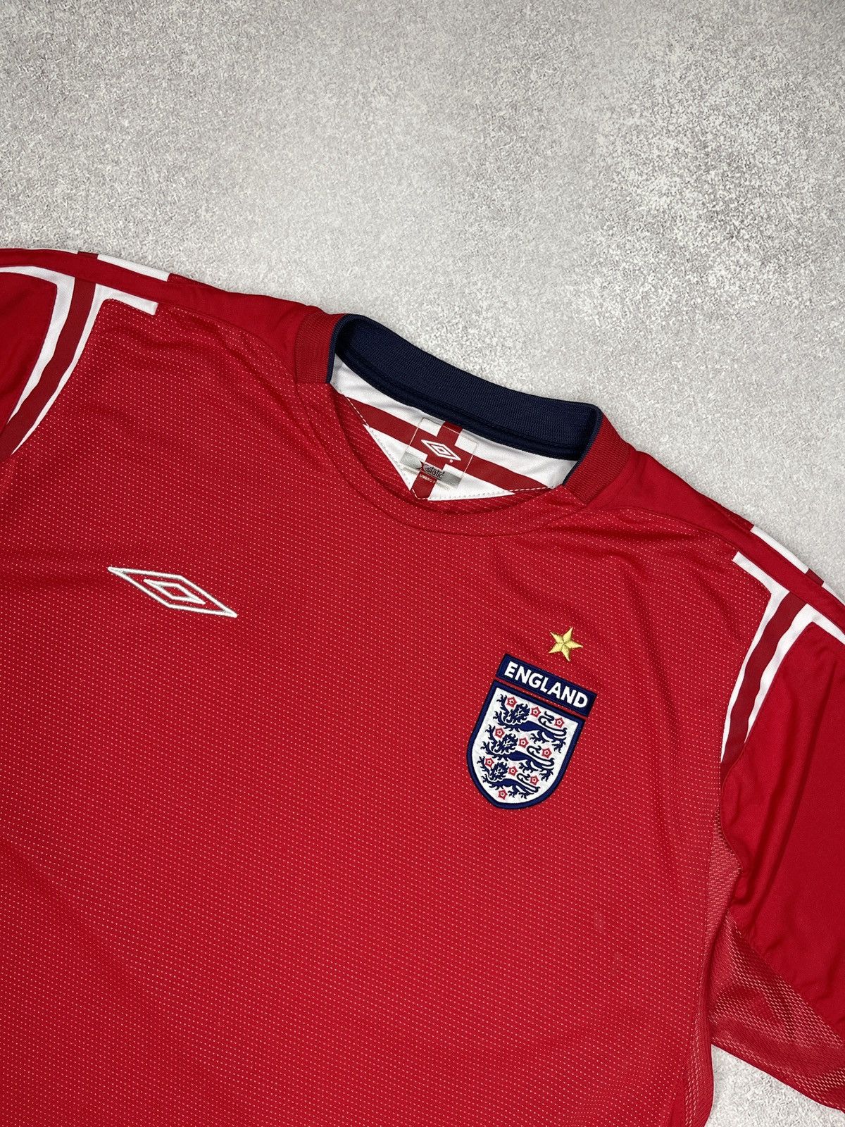 Umbro Vintage Umbro England 2004 Soccer Jersey Red Official Y2K Size US XL / EU 56 / 4 - 4 Thumbnail