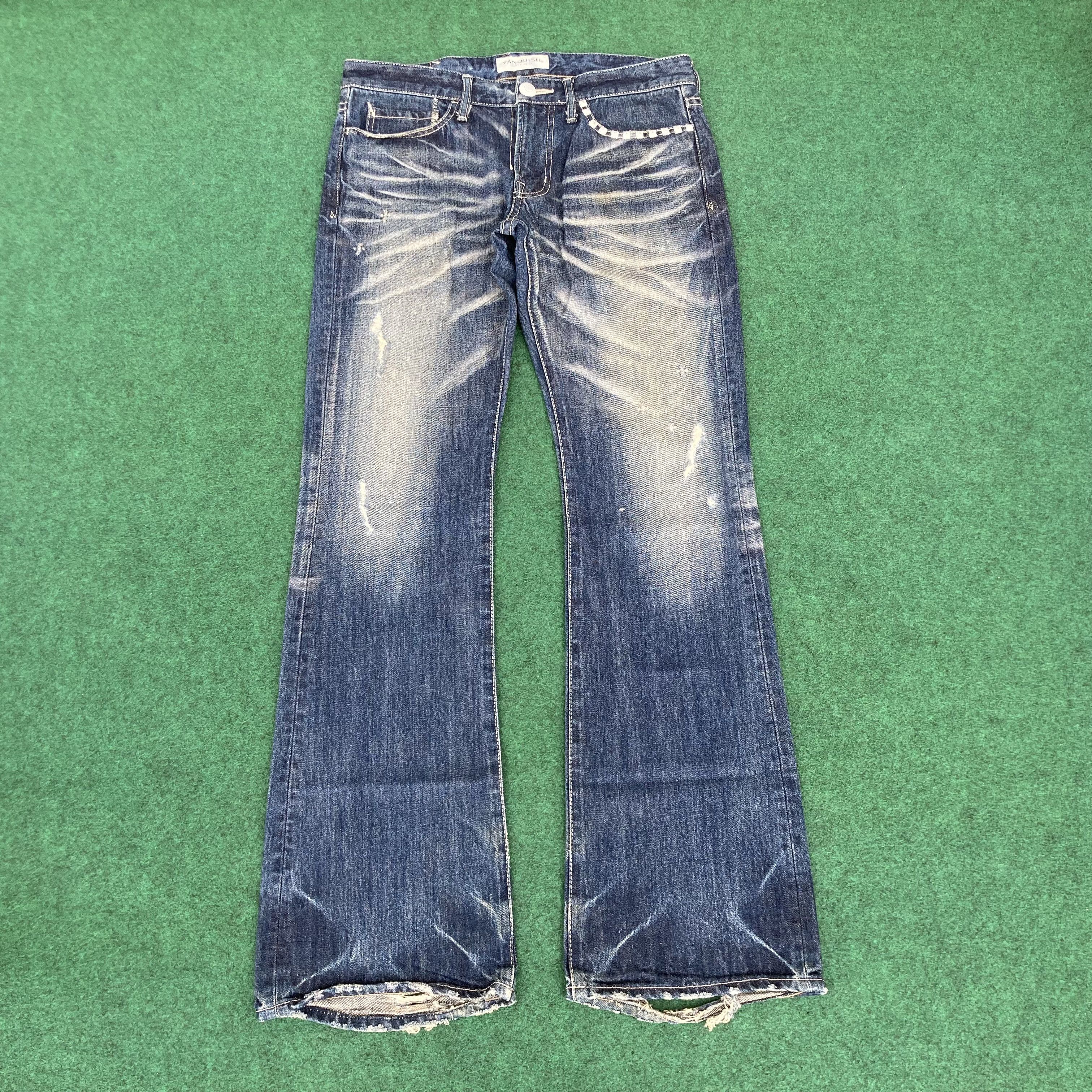 Vanquish 32x32.5 VANQUISH flared JAPAN Washed distressedJeans Size US 32 / EU 48 - 1 Thumbnail