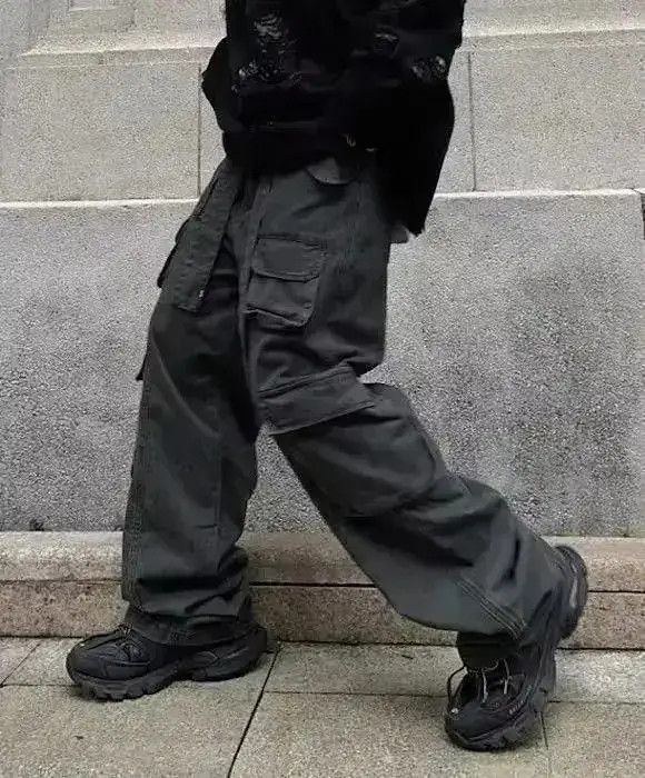 Japanese Brand Multi-Pocket Utility Grunge Cargo Pants Size US 30 / EU 46 - 2 Thumbnail