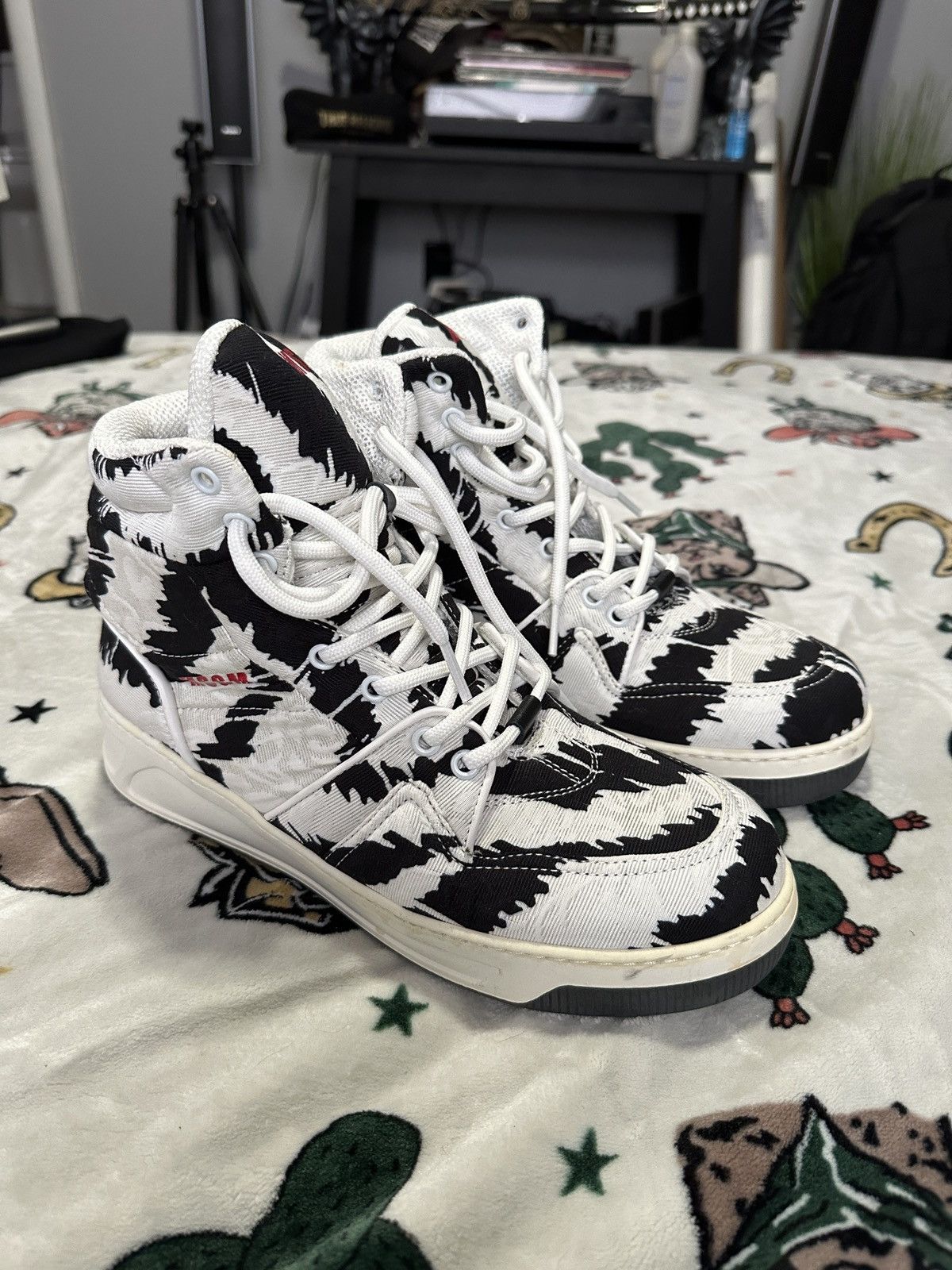 MSGM Black and White Canvas Hi-Tops Size US 7 / EU 40 - 2 Thumbnail