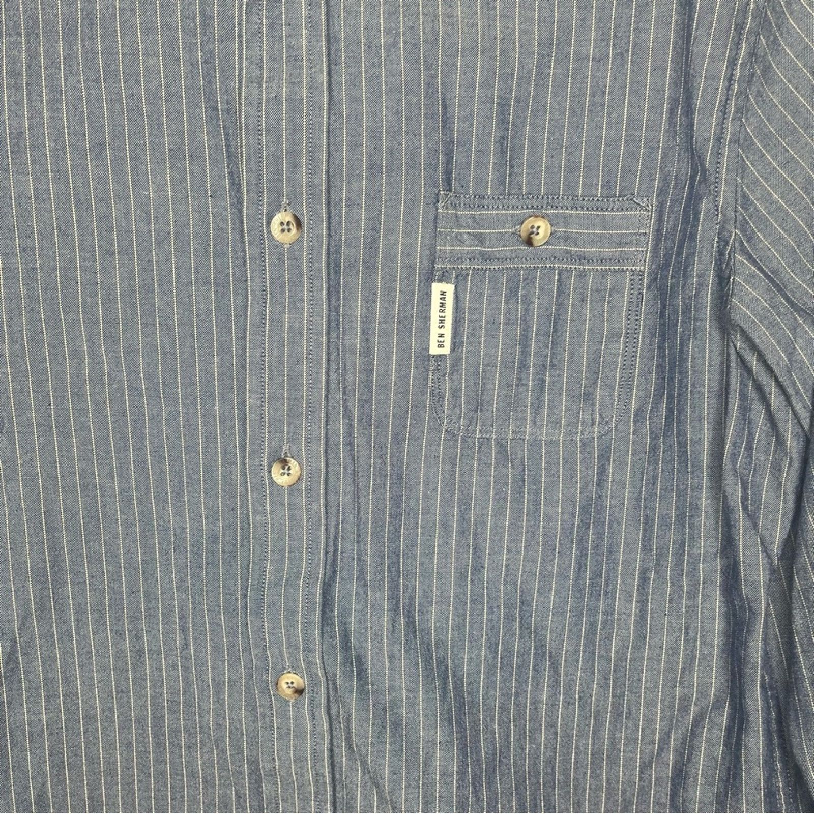 Ben Sherman Ben Sherman men's size small blue white pin stripped Size US S / EU 44-46 / 1 - 6 Thumbnail