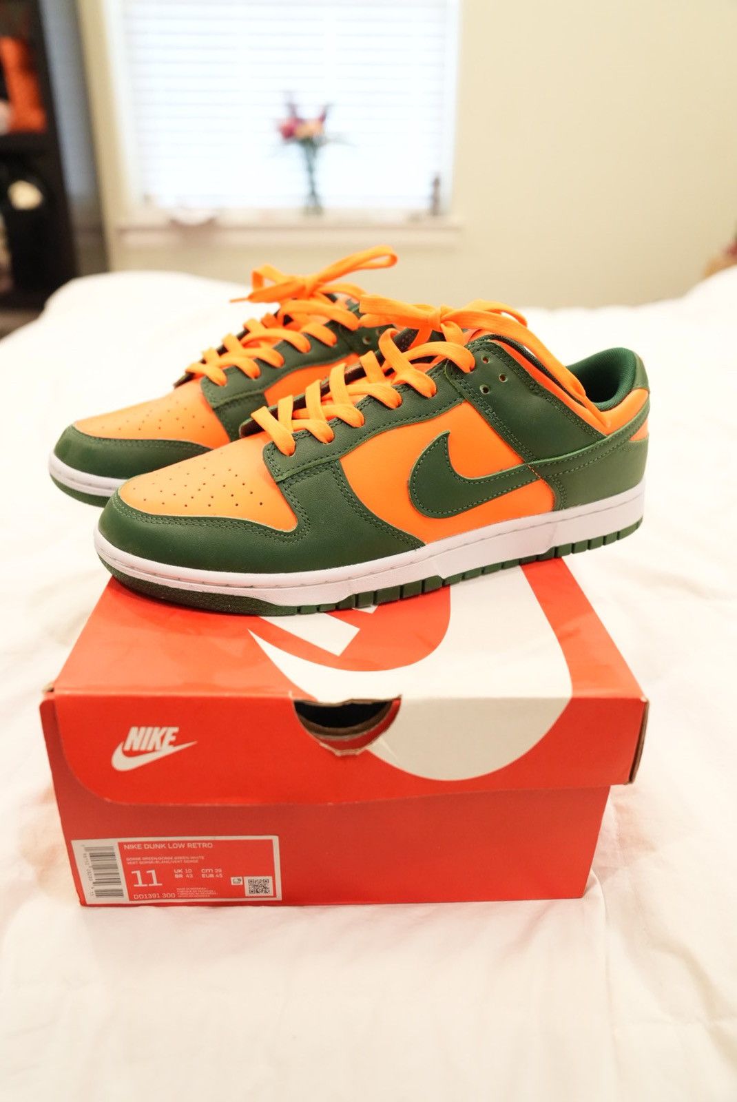Nike Nike Dunk Low Retro Miami Hurricanes Size US 11 / EU 44 - 9 Thumbnail
