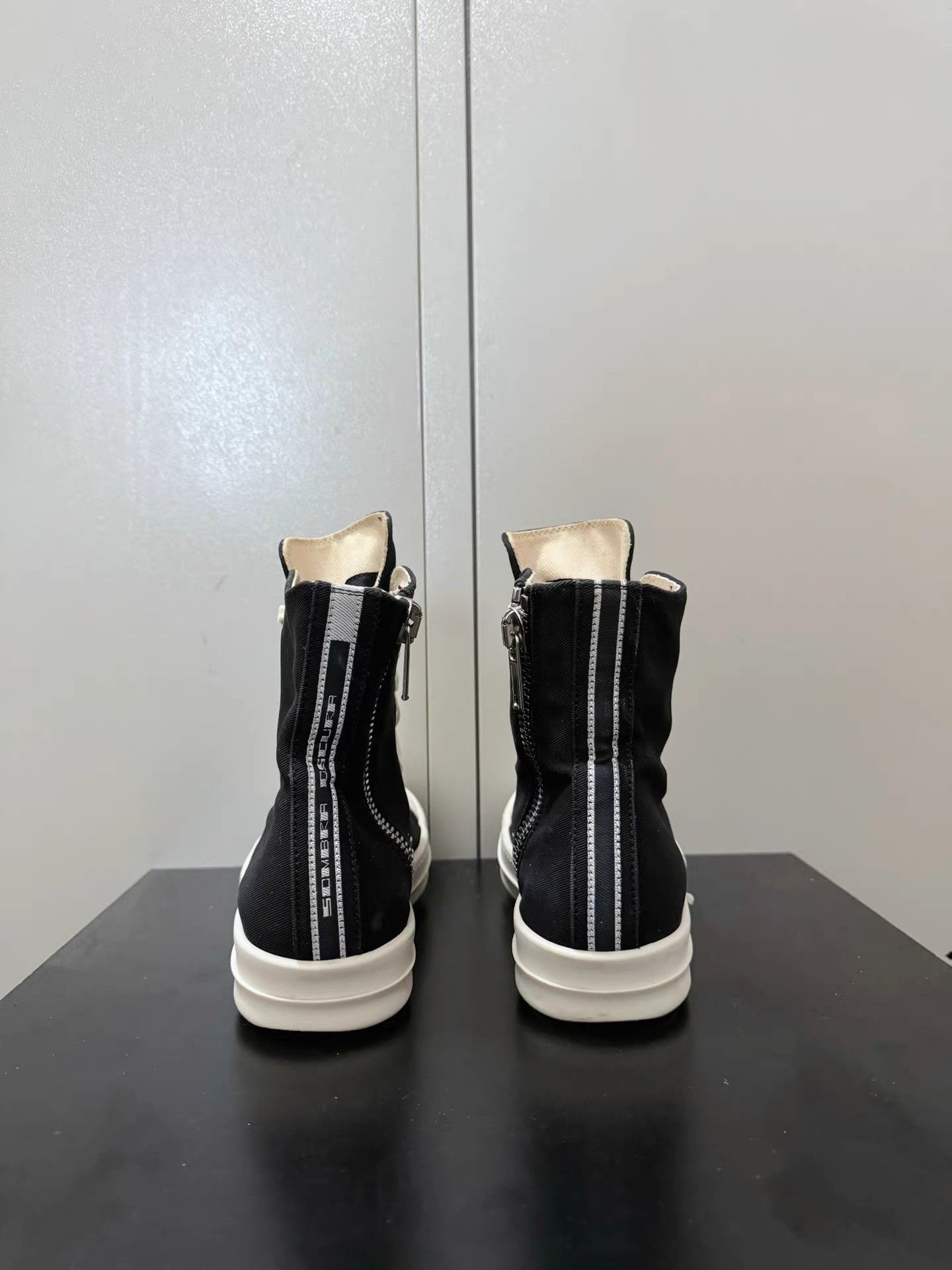 Rick Owens Drkshdw Rick Owens Drkshdw high-top Converse sneakers Size US 5.5 / IT 35.5 - 3 Thumbnail