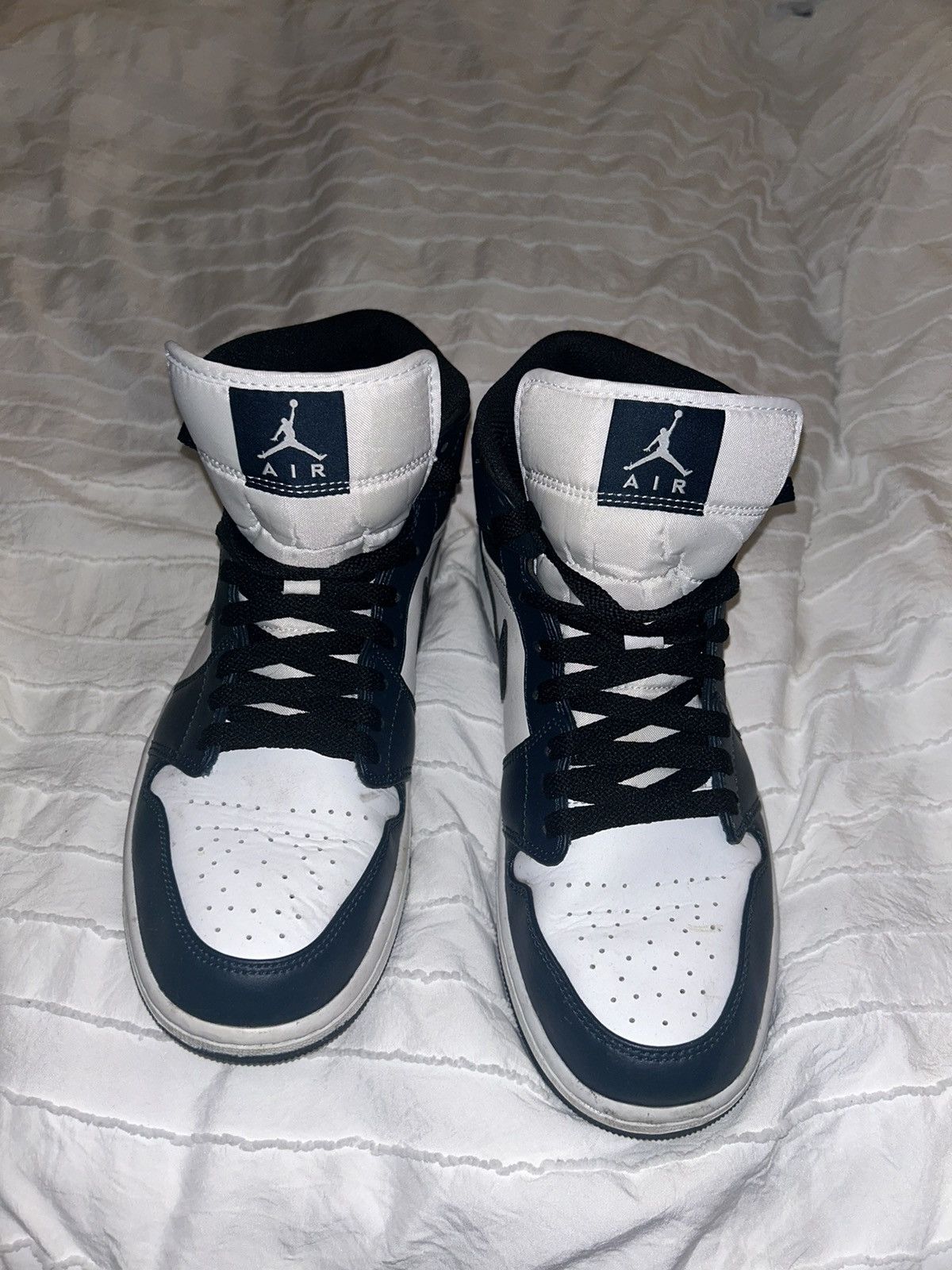 Nike Air Jordan 1 Mid ‘Armory Navy’ Size US 10 / EU 43 - 1 Thumbnail