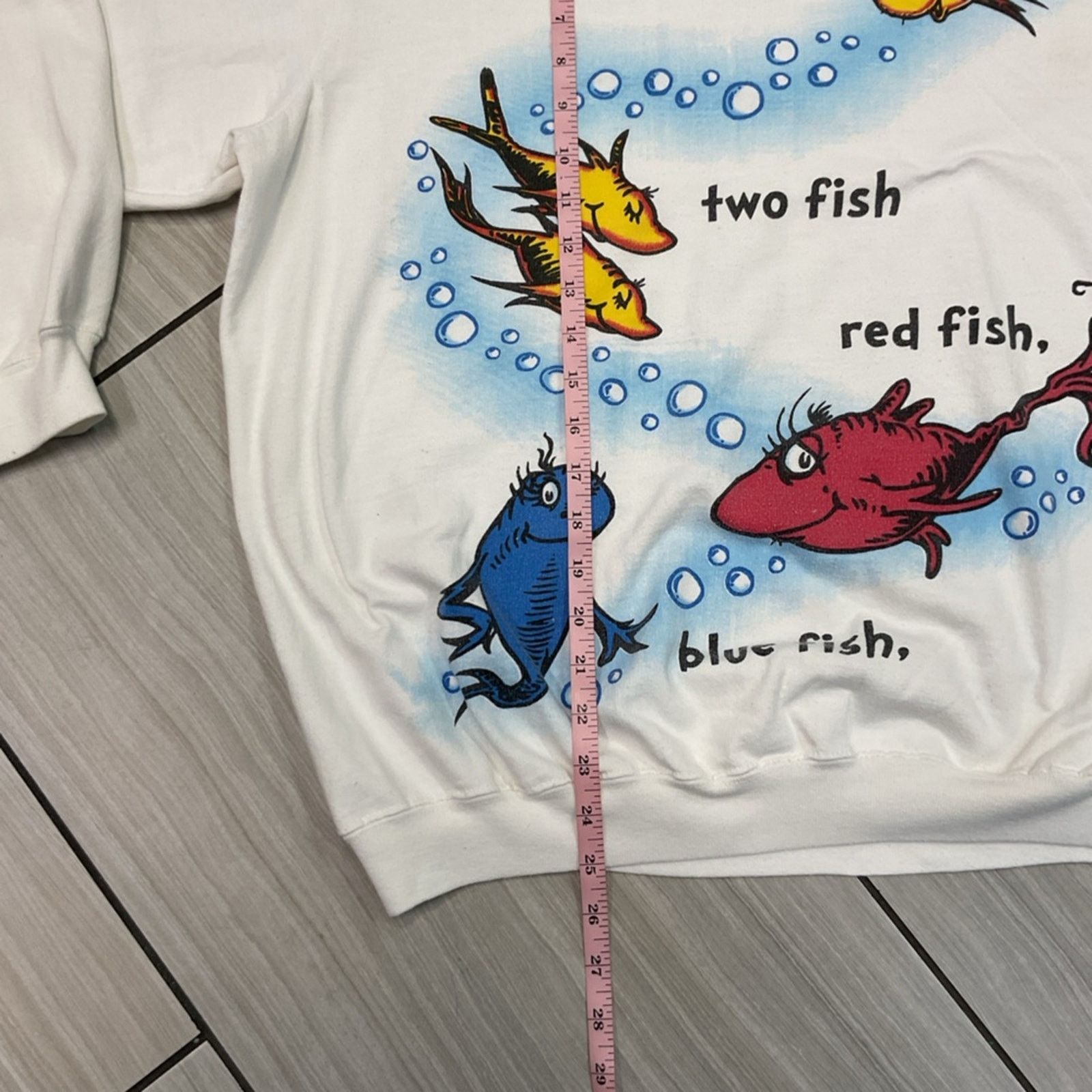 Vintage Vintage Dr. Seuss “One Fish Two Fish” Rare Sweatshirt Size US XL / EU 56 / 4 - 6 Thumbnail