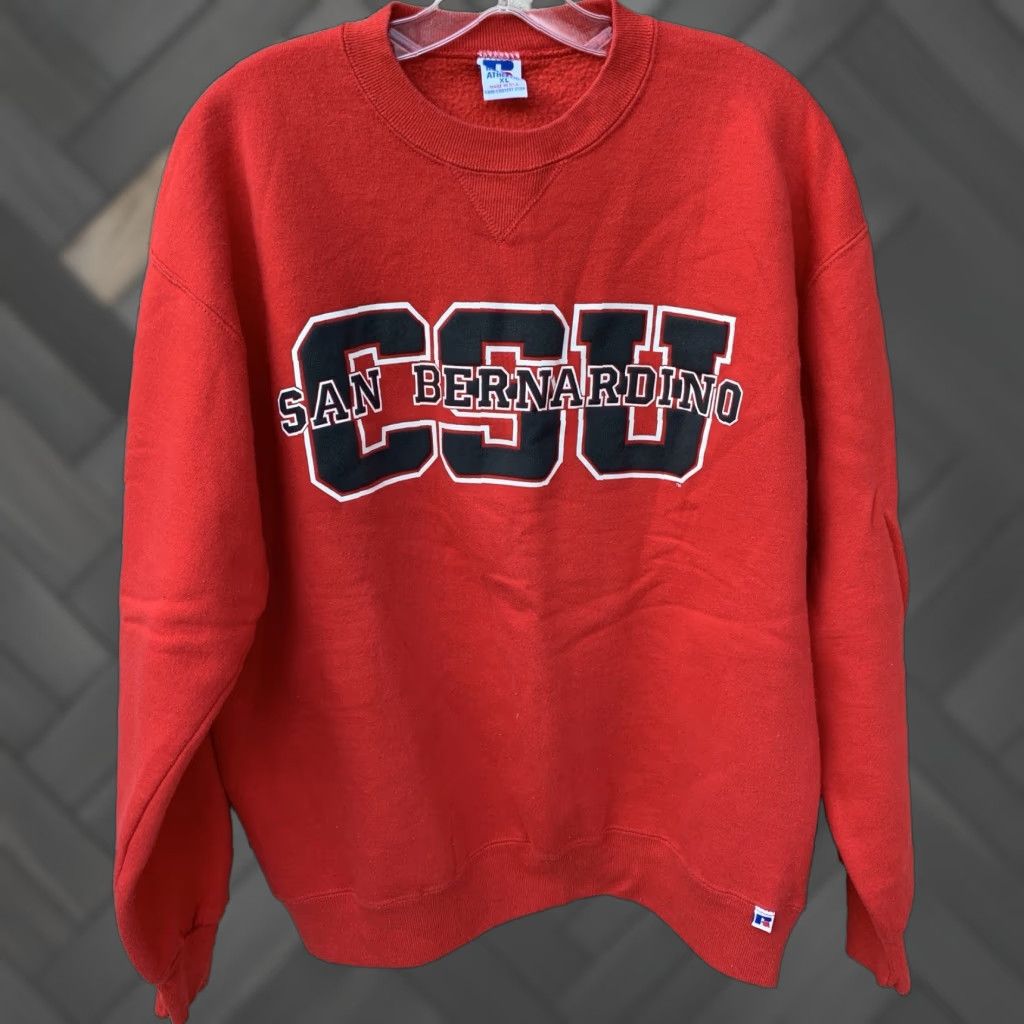 Russell Athletic VINTAGE Russell Athletic CSU San Bernardino Graphic Sweatshirt XL Men Red USA Pullover Graphic Print Size US XL / EU 56 / 4 - 1 Thumbnail