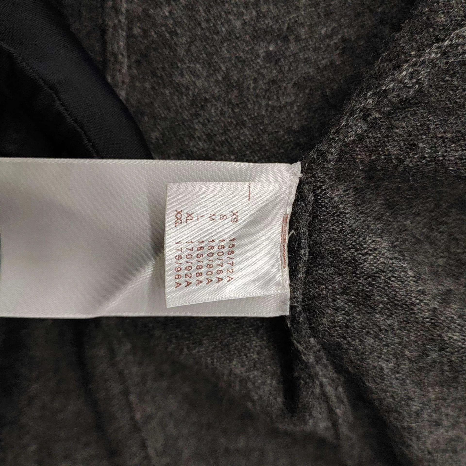 Louis Vuitton Louis Vuitton Gray Cashmere Sweater XS Size Size US XS / EU 42 / 0 - 5 Thumbnail