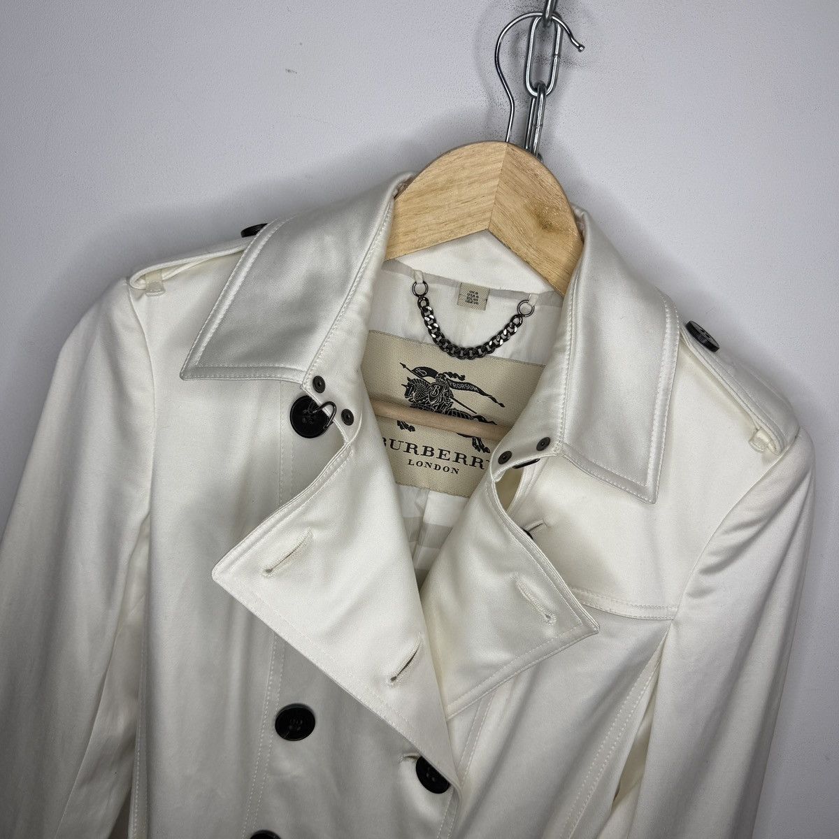 Burberry Burberry Coat Ecru White Belted Avant Garde Double Breasted Size S / US 4 / IT 40 - 4 Thumbnail
