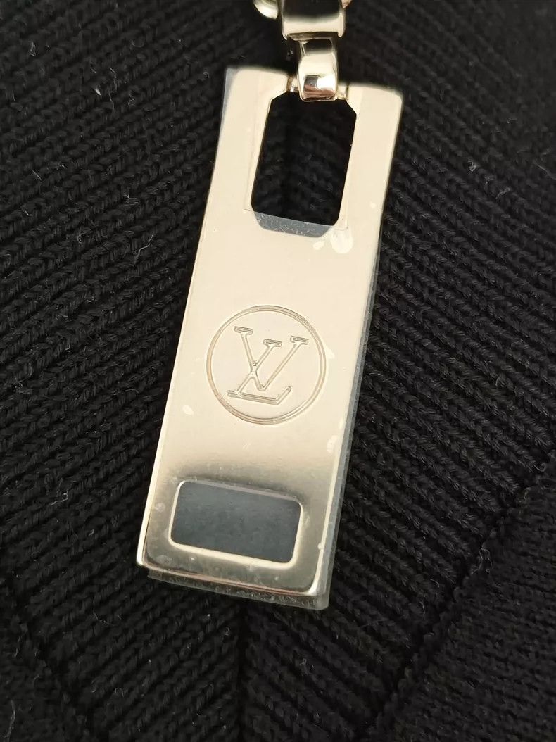 Louis Vuitton Louis Vuitton 25 New Rib Turtleneck Half Zip Sleeveless Kn Size L / US 10 / IT 46 - 6 Thumbnail