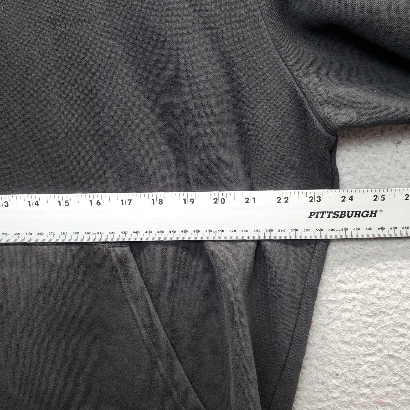 Puma Puma Hoodie Mens XL Black Fleece Lined Athletic Fit Drawstring Kangaroo Pockets Size US XL / EU 56 / 4 - 4 Thumbnail