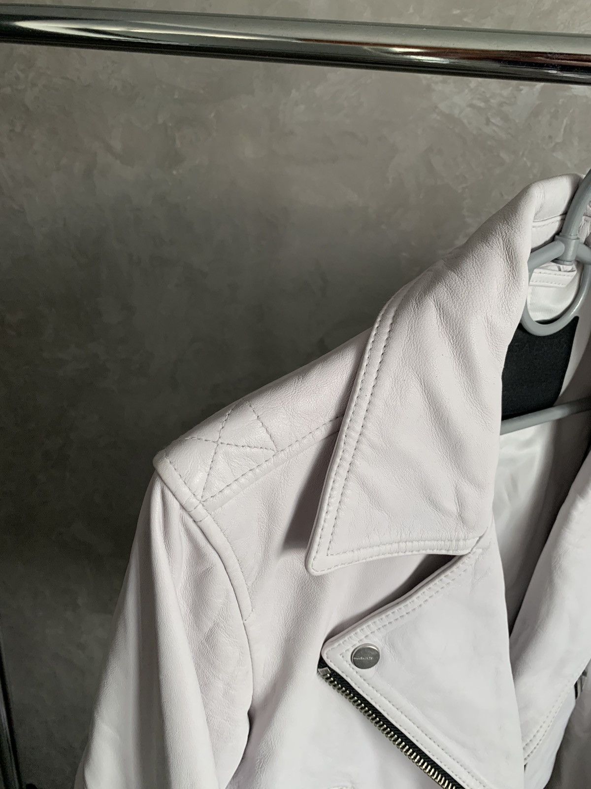 Allsaints AllSaints Leather Dalby Biker Crop White Jacket sz US2/EU34 Size XS / US 0-2 / IT 36-38 - 21 Thumbnail