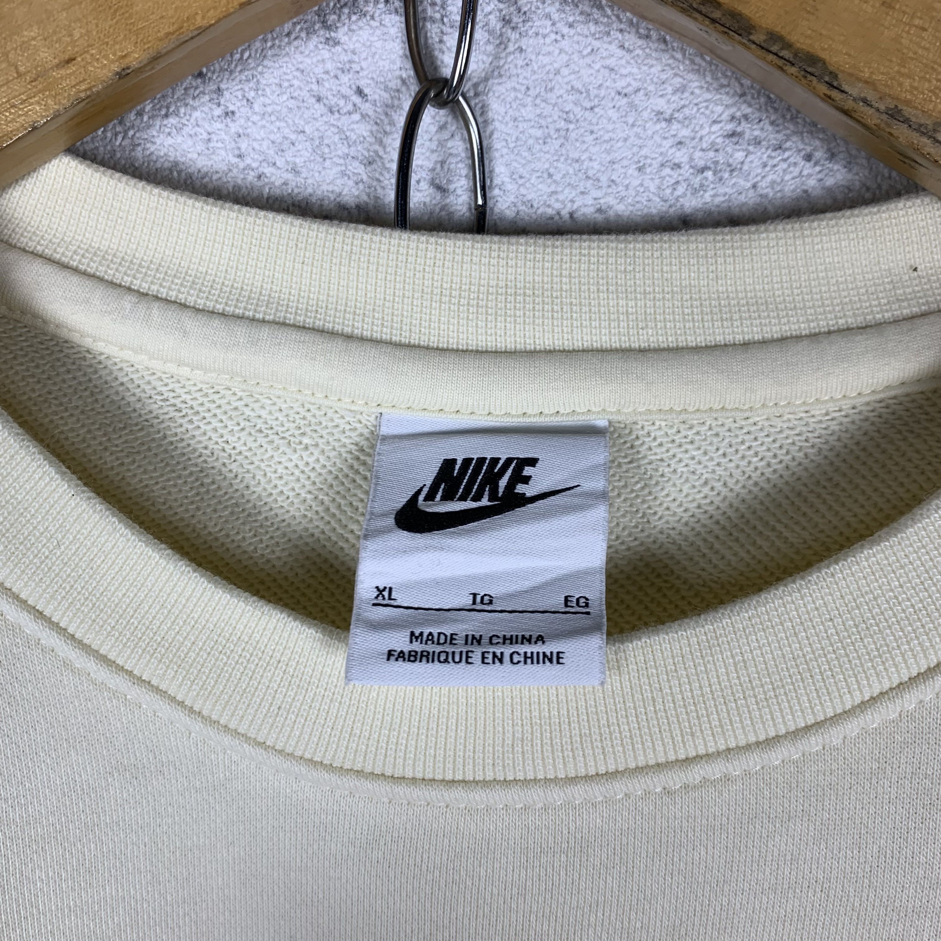 Nike Nike Y2K Swoosh Sweatshirt Crewneck Size US XL / EU 56 / 4 - 4 Thumbnail