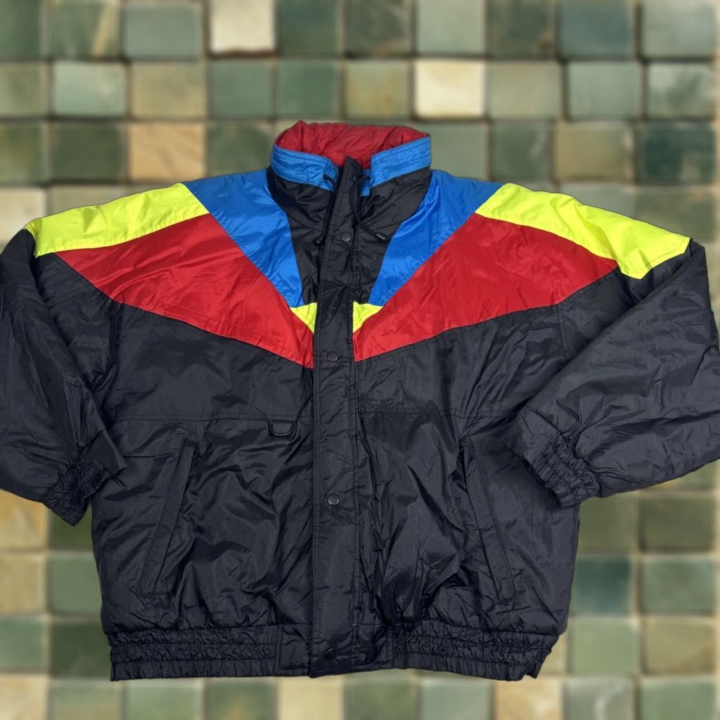 Vintage VINTAGE Black Campus Rugged Country Winter Jacket Puffer Ski Snow Large Red Blue Mens Size US L / EU 52-54 / 3 - 1 Thumbnail