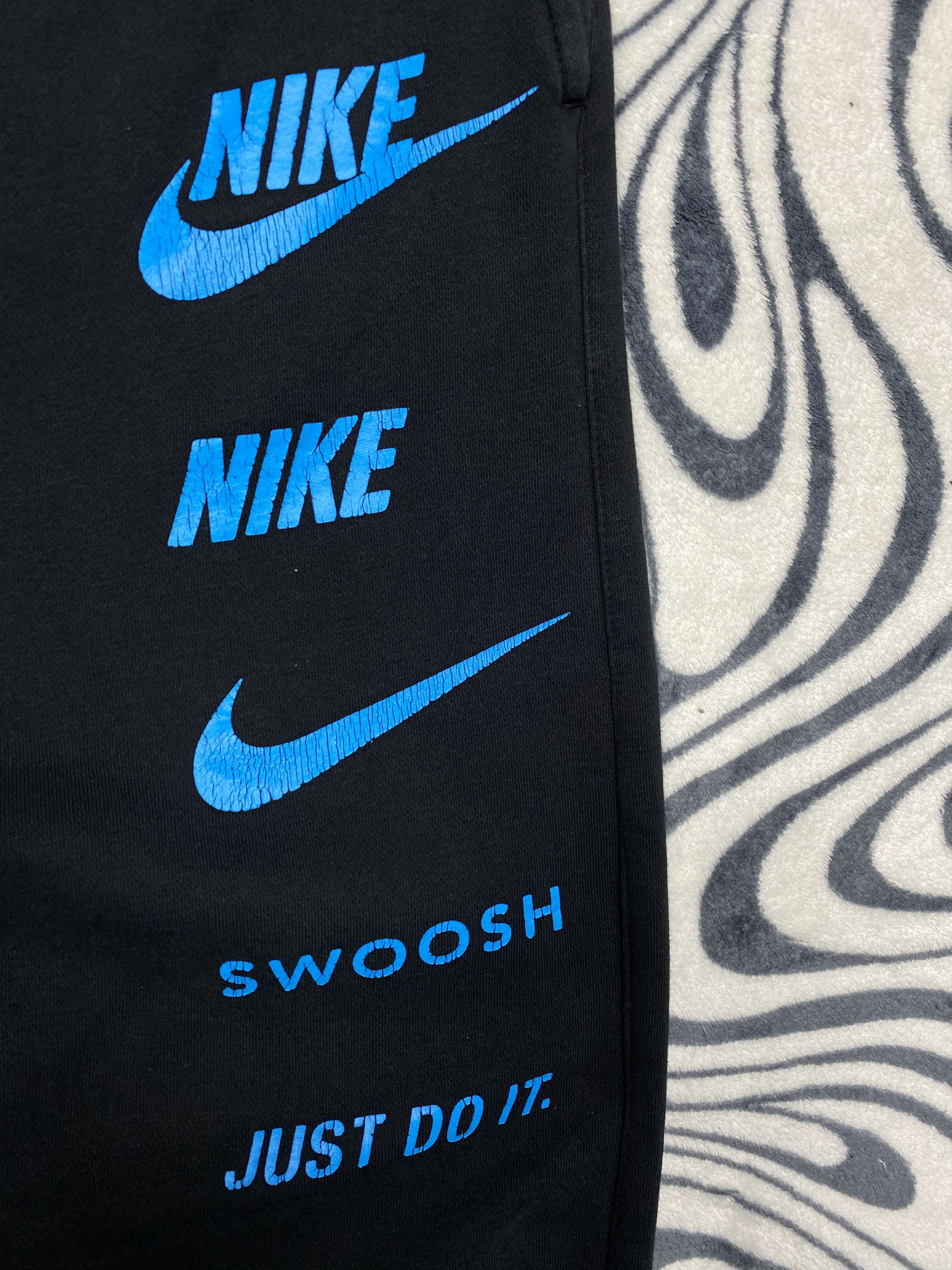Nike Nike Mens Baggy Cargo Sweatpants Y2K Pants Size US 32 / EU 48 - 3 Thumbnail