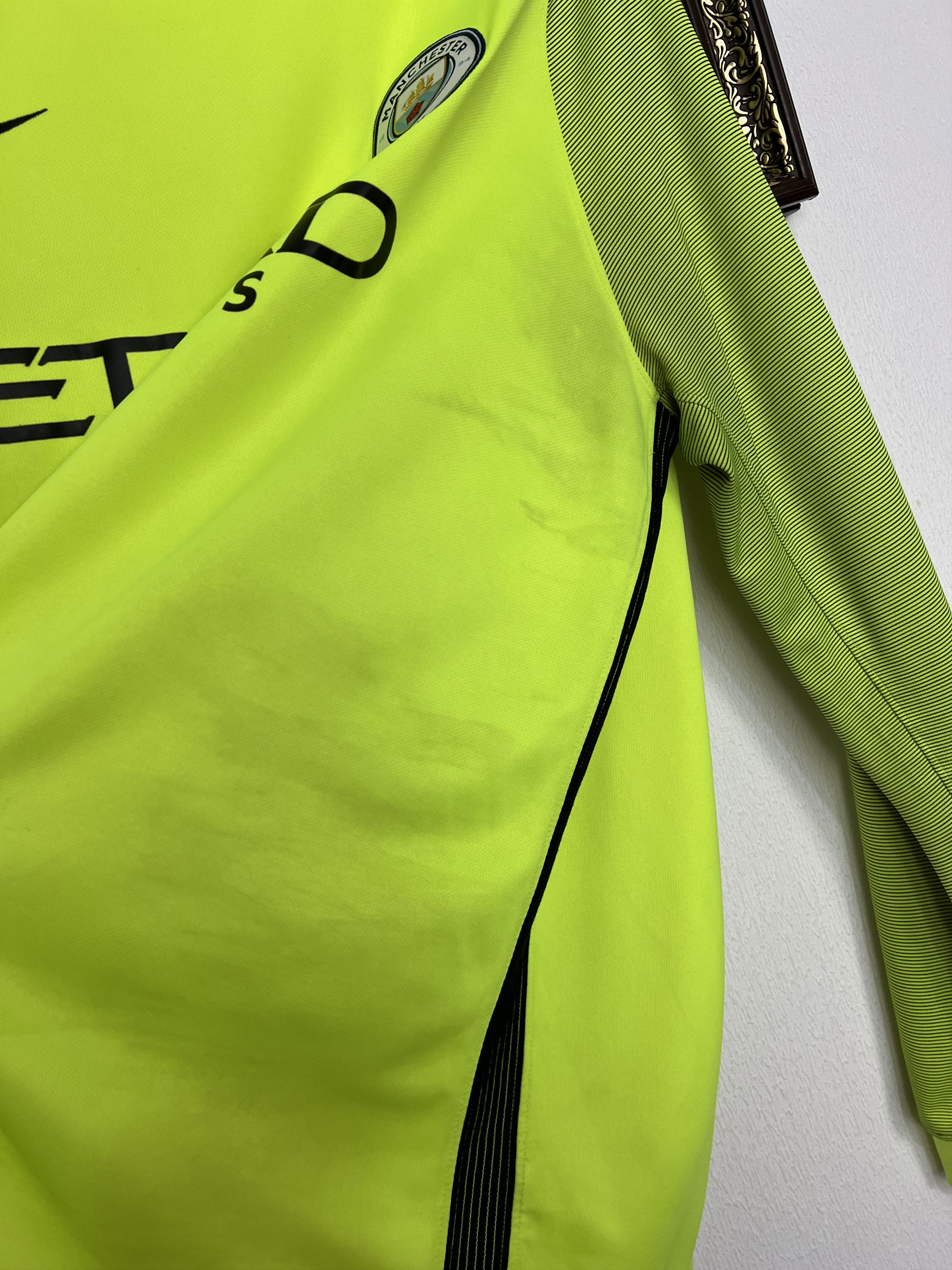 Nike Manchester City Goalkeeper football shirt 2016 Soccer Jersey Size US XL / EU 56 / 4 - 6 Thumbnail
