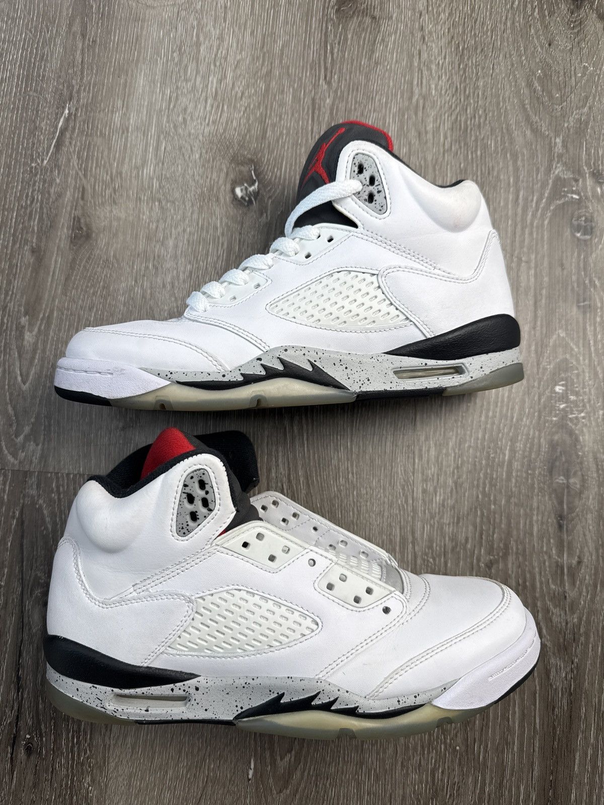 Jordan Brand Air Jordan 5 “White Cement” (GS) **PRE-OWNED** Size US 6.5 / EU 39-40 - 1 Thumbnail