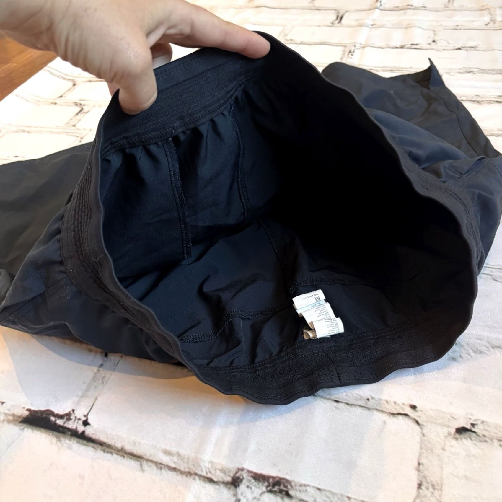 Fabletics Fabletics The Fundamental Shorts Athletic Men's 7" Black Unlined Gray Polyester Spandex Pockets Drawstring Regular M Size US 33 - 6 Thumbnail