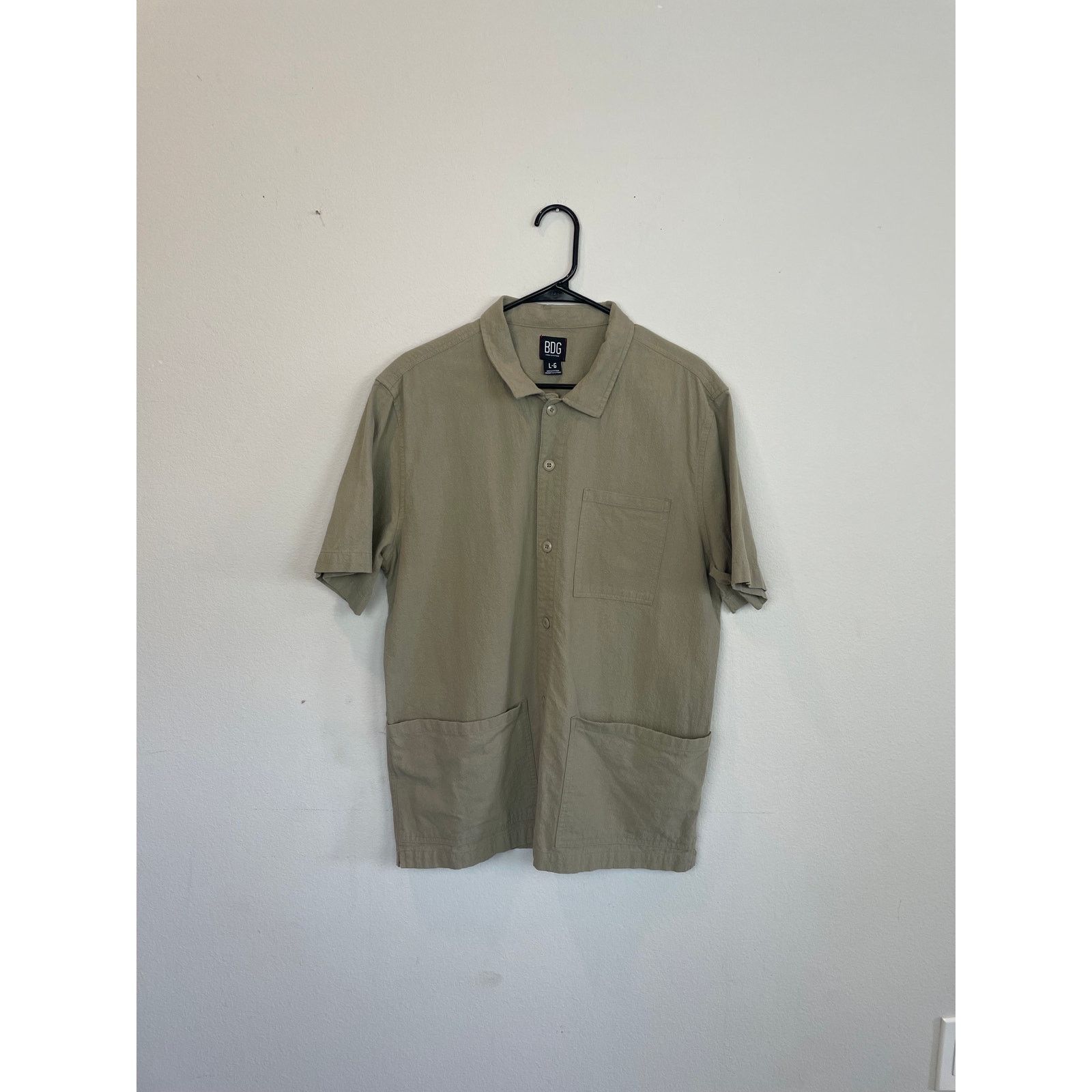 Bdg BDG Khaki Button Up, Size L Size US L / EU 52-54 / 3 - 3 Thumbnail