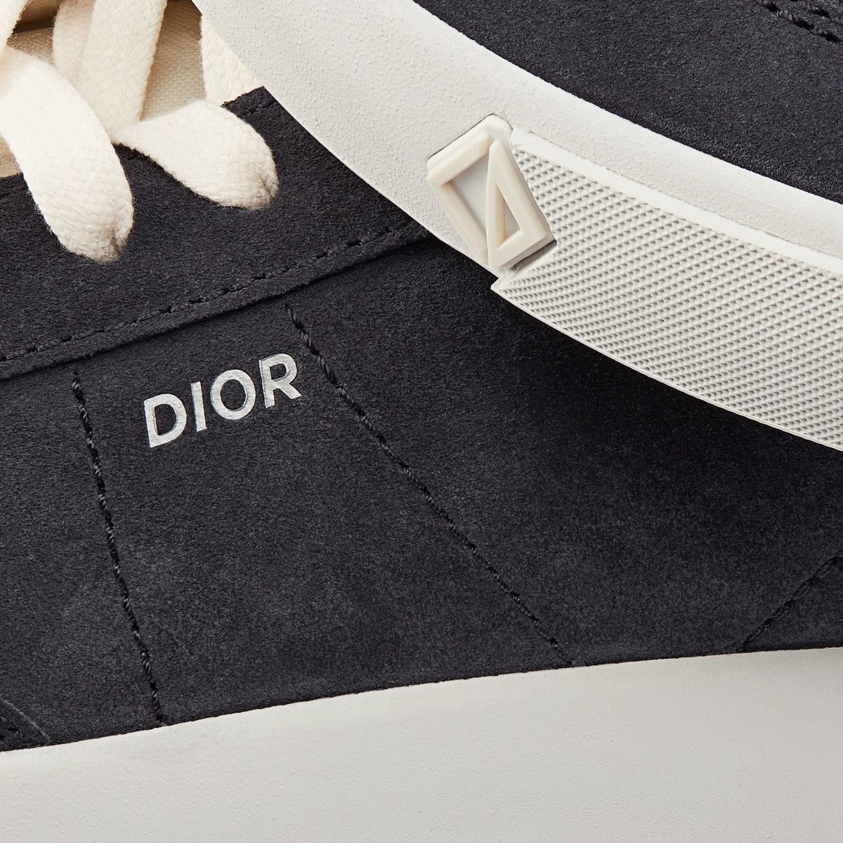 Dior o1bcso1str1224 Sneaker in Black & Calfskin Size US 7 / EU 40 - 5 Thumbnail