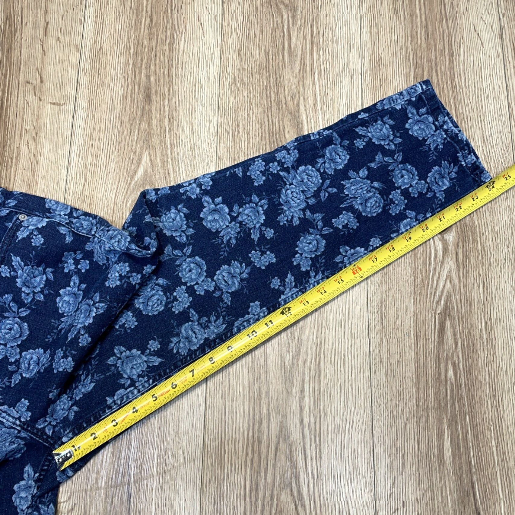 Liz Claiborne VINTAGE Liz Claiborne Women’s Petite 14P Blue Floral Print Straight Jeans Pants Size 36" / US 14 / IT 50 - 7 Thumbnail
