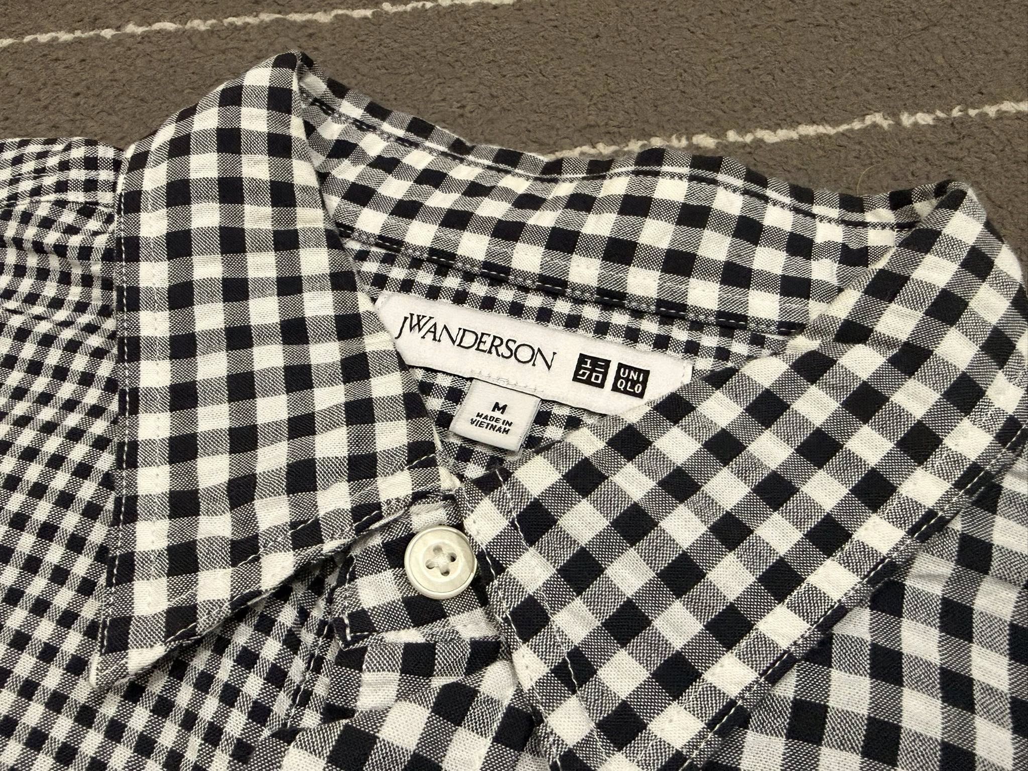 JW Anderson × Uniqlo JWANDERSON X uniqlo button up S 2749 Size US M / EU 48-50 / 2 - 4 Thumbnail