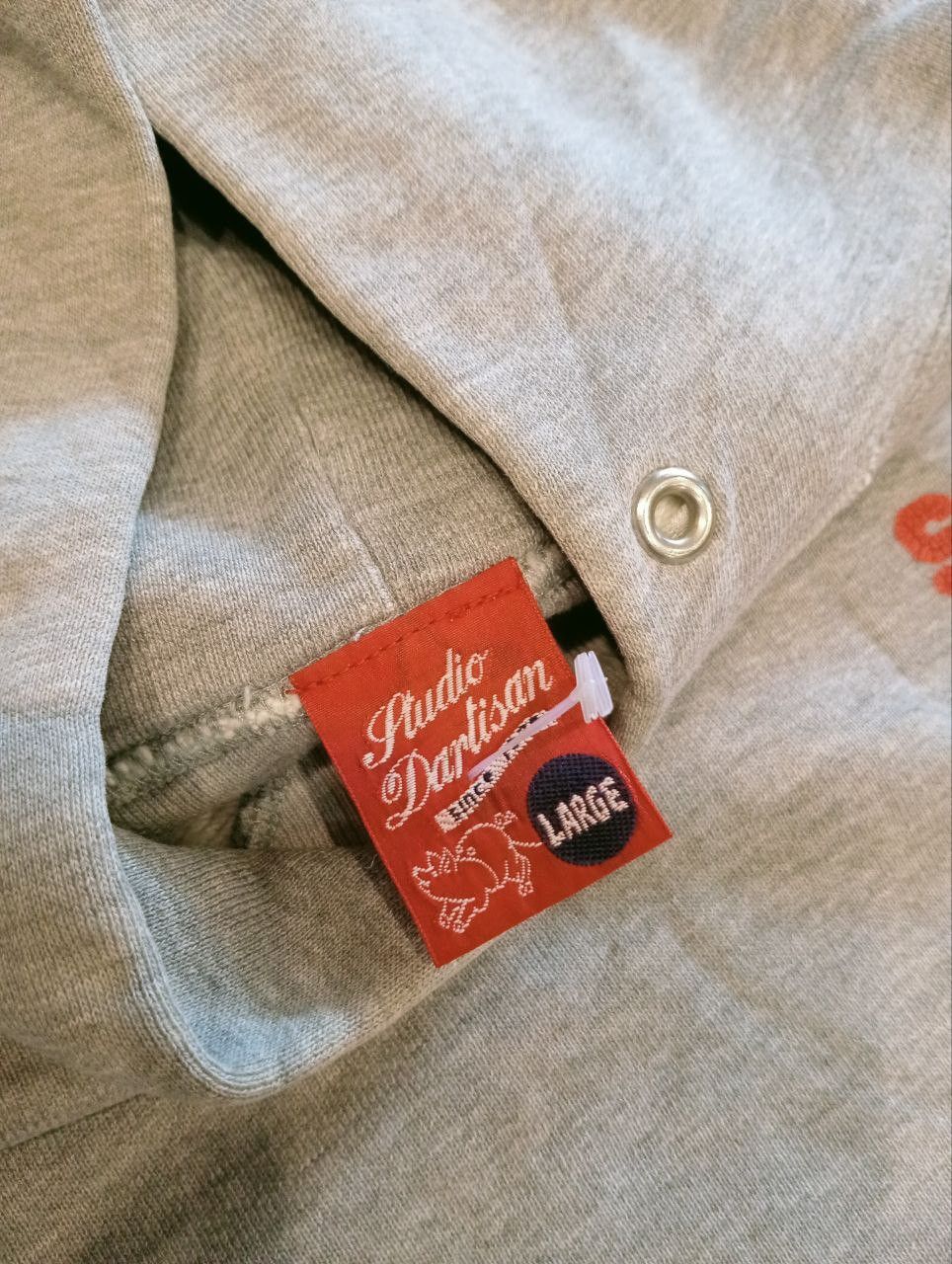 Studio D'Artisan VINTAGE STUDIO D'ARTISAN JAPAN HOODIE - SIZE L Size US L / EU 52-54 / 3 - 7 Thumbnail