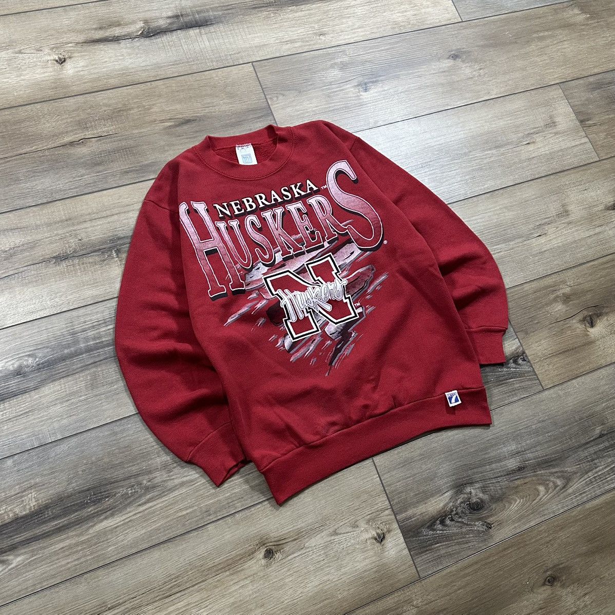 Logo 7 Vintage 90s Logo 7 Nebraska Huskers Spell Out Crewneck Size US S / EU 44-46 / 1 - 2 Thumbnail