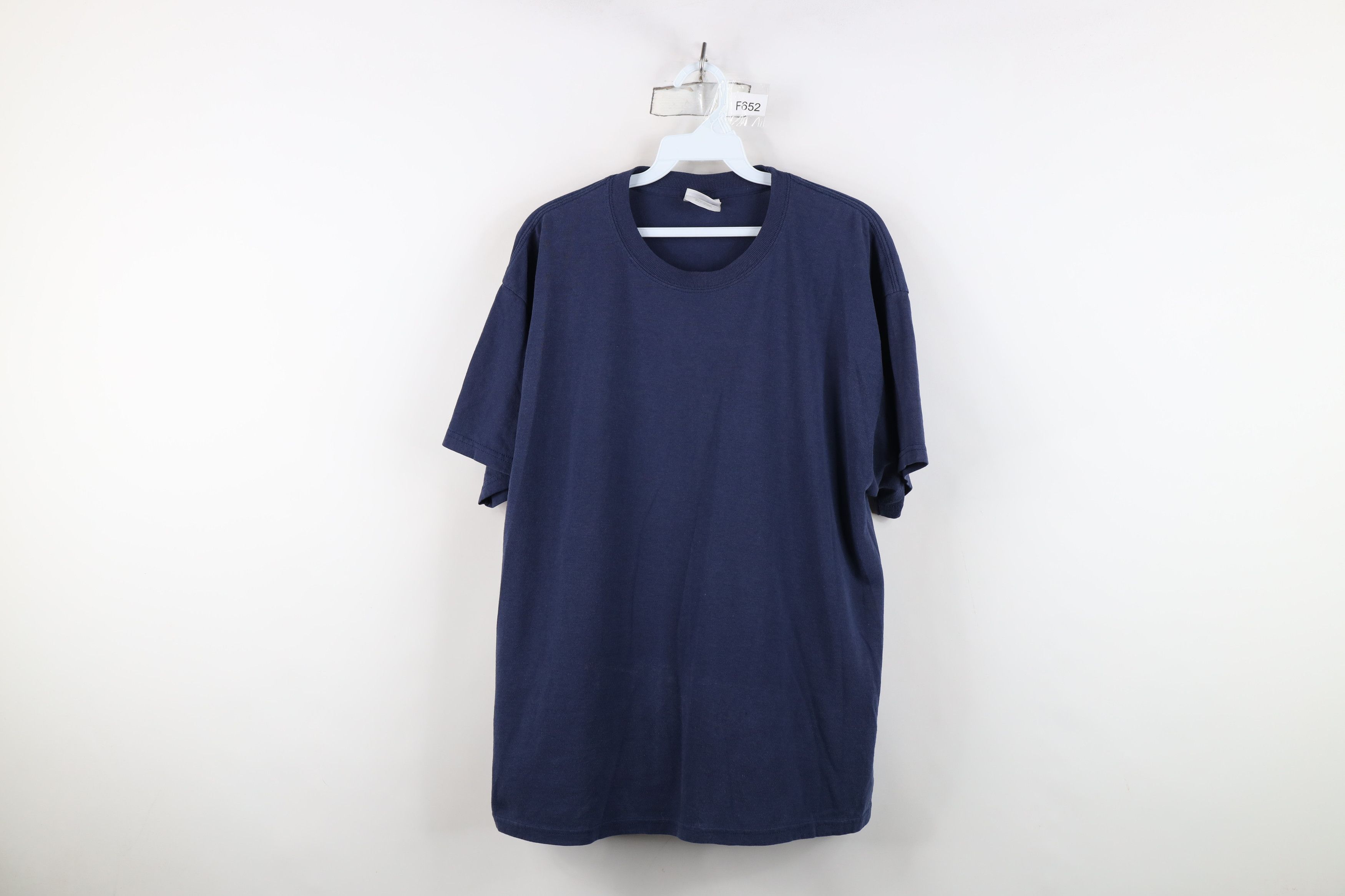Hanes Vintage 90s Hanes Heavyweight Blank T-Shirt Navy Blue Size US L / EU 52-54 / 3 - 1 Thumbnail