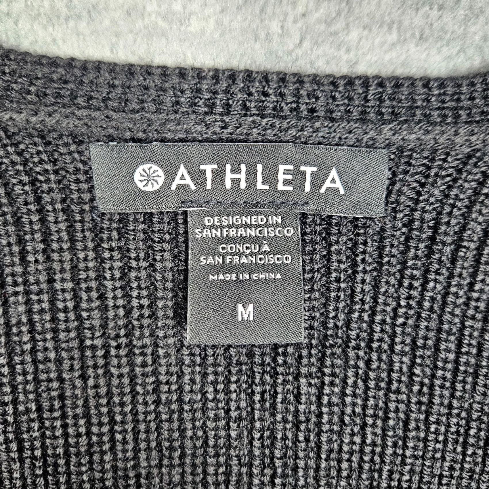 Athleta Athleta V-neck Black Long Sleeve Ribbed Sweater Size M Size M / US 6-8 / IT 42-44 - 3 Thumbnail