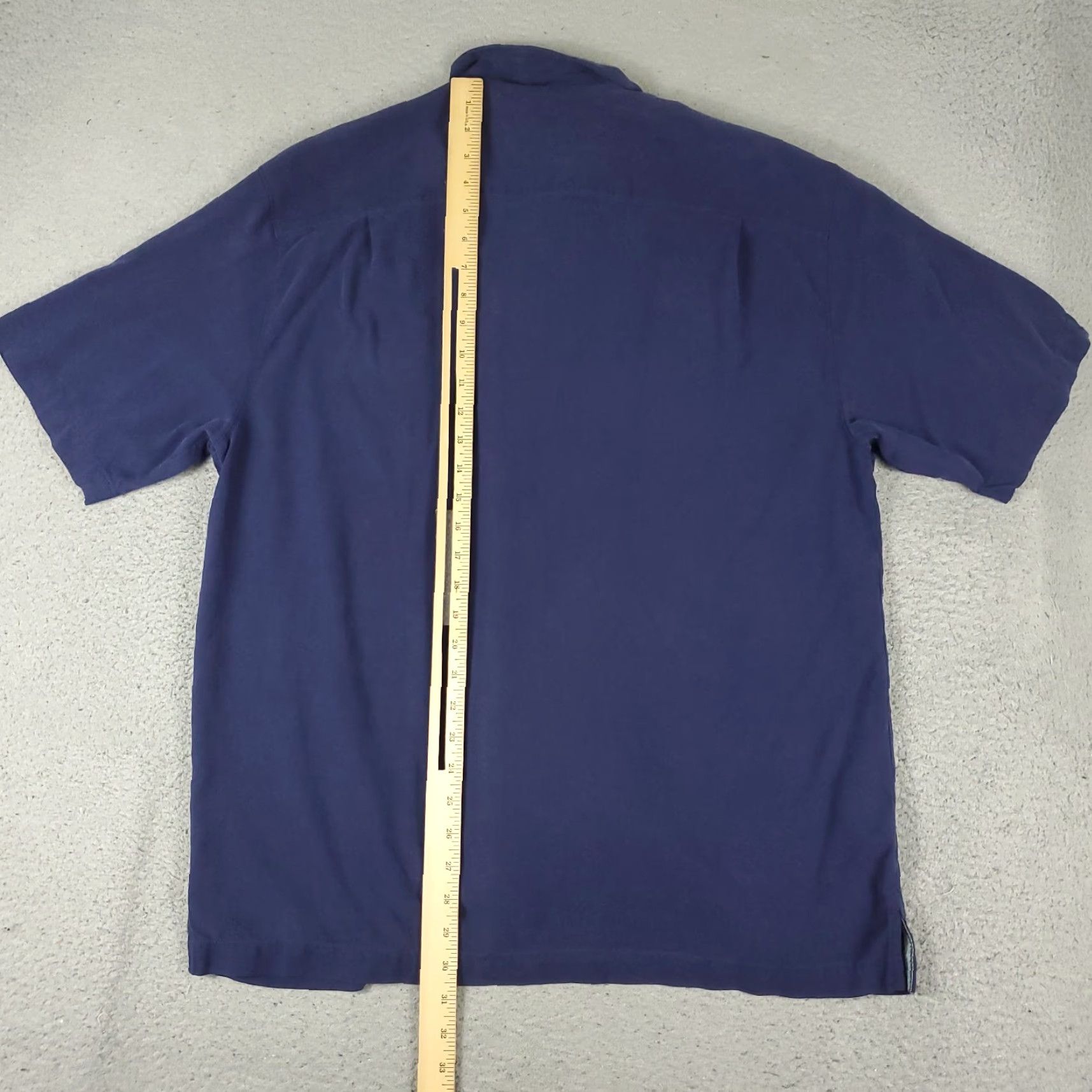 Tommy Bahama Tommy Bahama Shirt Mens Large Blue Silk Camp Collar Hawaiian Button Up Size US L / EU 52-54 / 3 - 4 Thumbnail