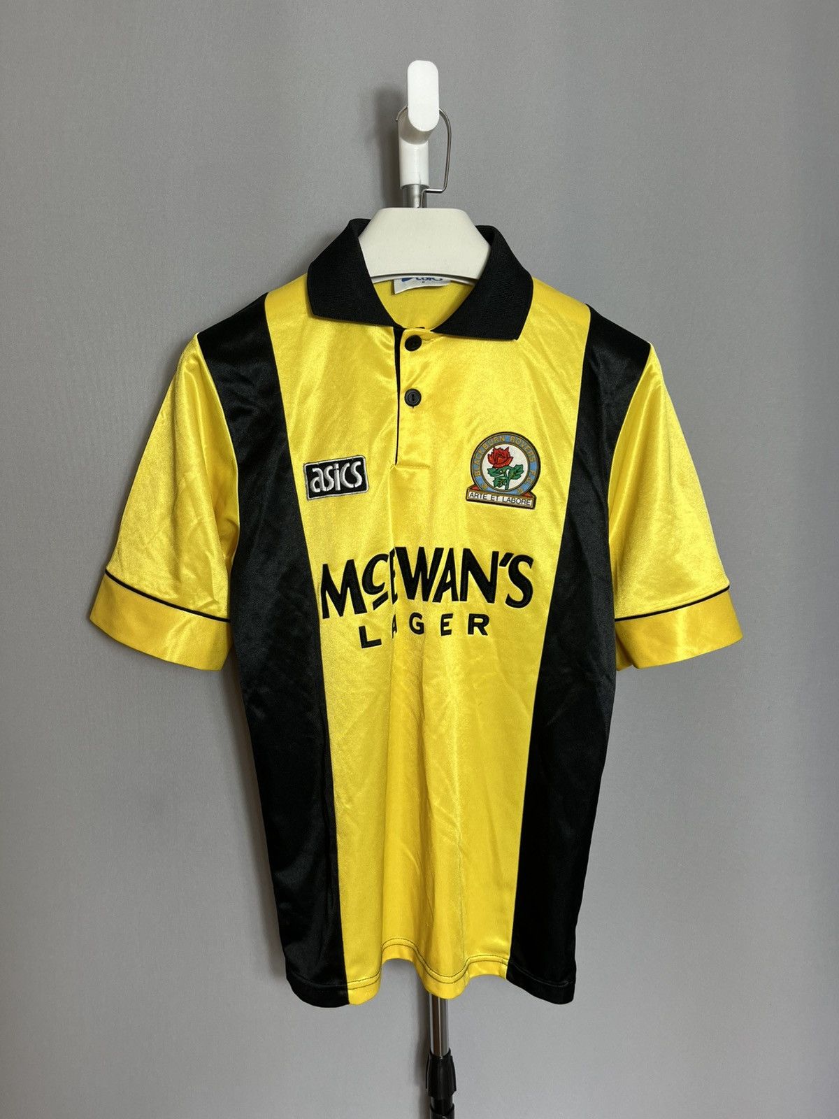 Asics 1993 1995 Blackburn Rovers Third Shirt Alan Shearer #9 Size US S / EU 44-46 / 1 - 1 Thumbnail