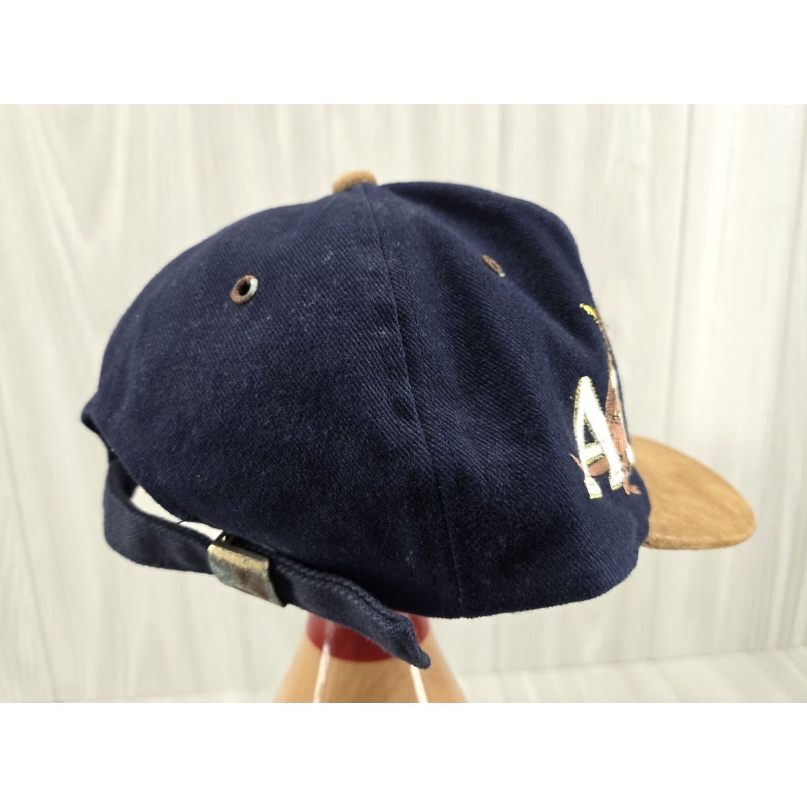 Vintage VINTAGE HaT Australia Suede Brim Hat Embroidered Cap Strapback Mens Adjustable Black 90s Australia Vintage Distressed Embroidered Cap Strapback Size ONE SIZE - 7 Thumbnail