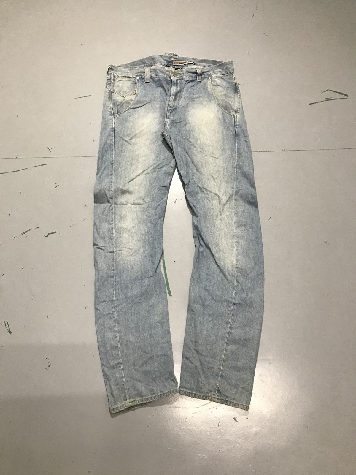 Vintage Levi’s engineer jeans buckle belt denim