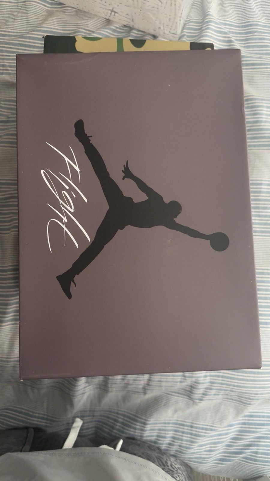 Jordan Brand × Nike A Ma Maniére Men's Air Jordan 4 Retro 'Violet Ore' Size US 9 / EU 42 - 11 Thumbnail
